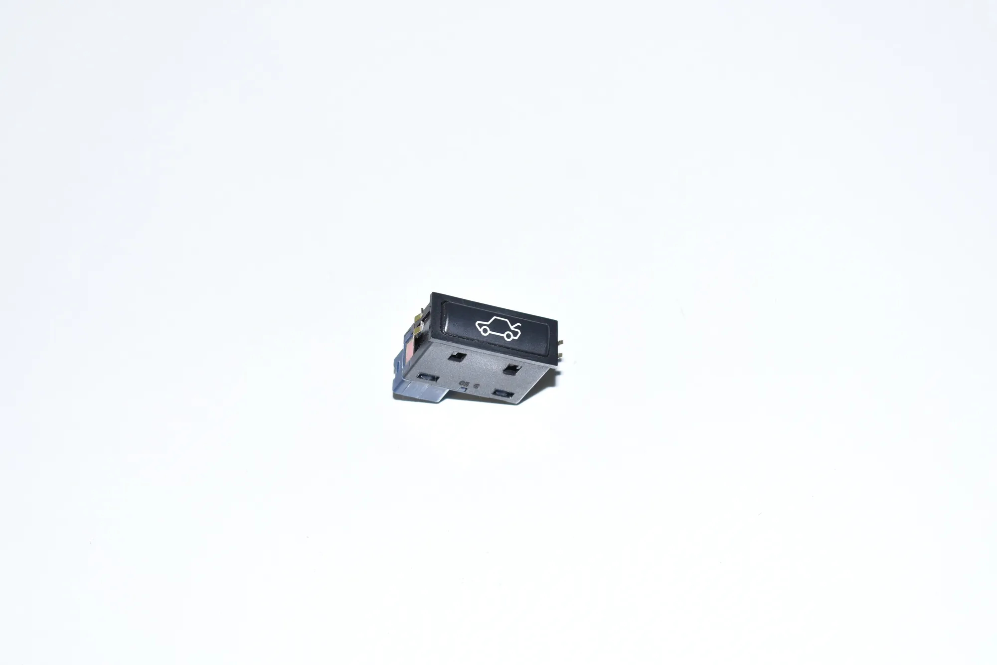 Tailgate Open Switch – OEM 8365579 · BMW 5 Touring (E39) 530 d 1999