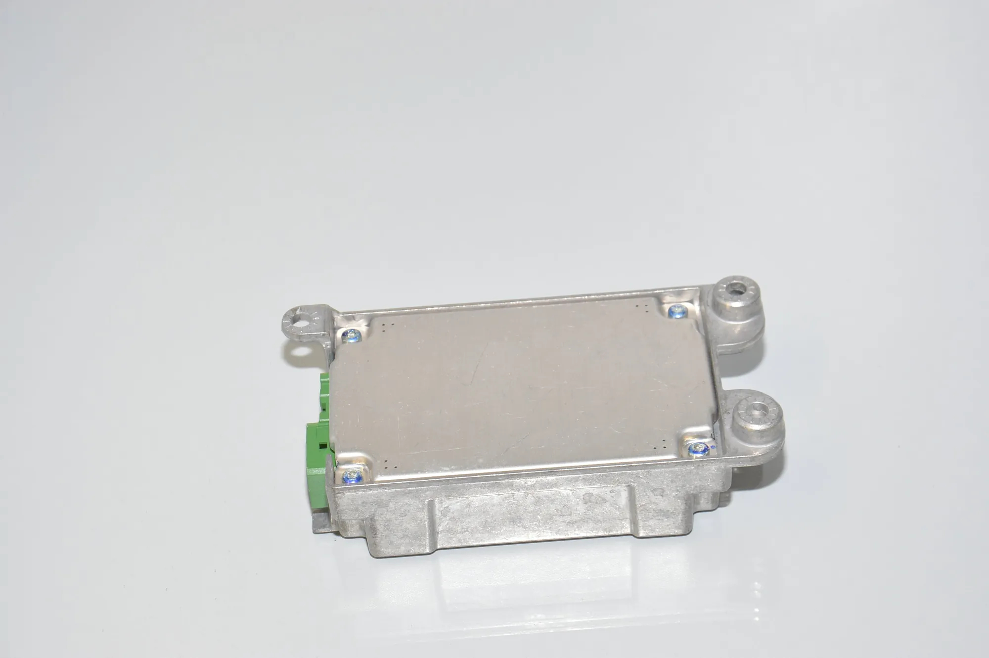 SRS Control Unit – OEM 6941018 · BMW 5 (E60) BMW 5 (E60) 545 i 2003 – 3