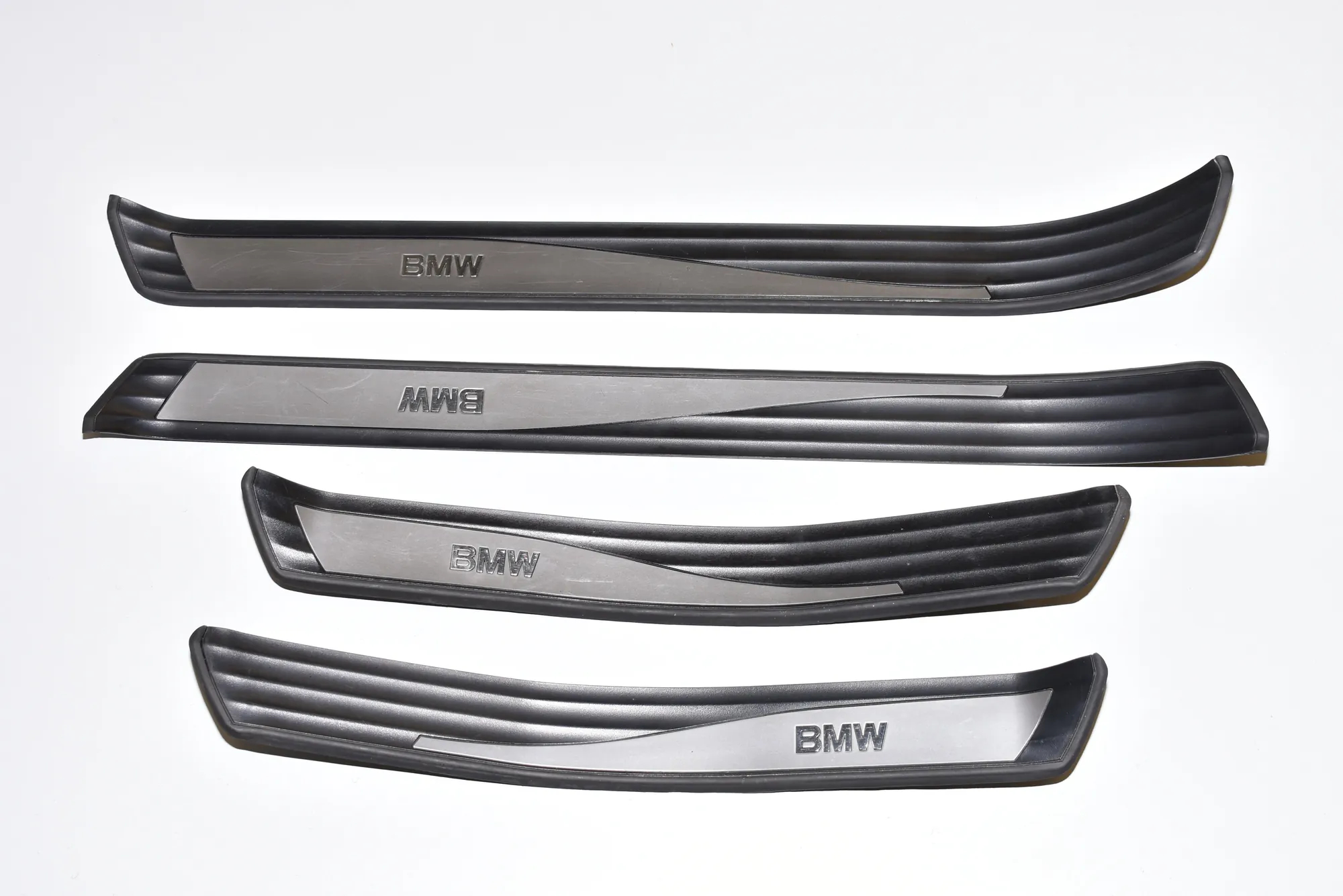 Door Sill Trim Kit – OEM 7034305 · BMW 5 (E60) BMW 5 (E60) 520 d 2008