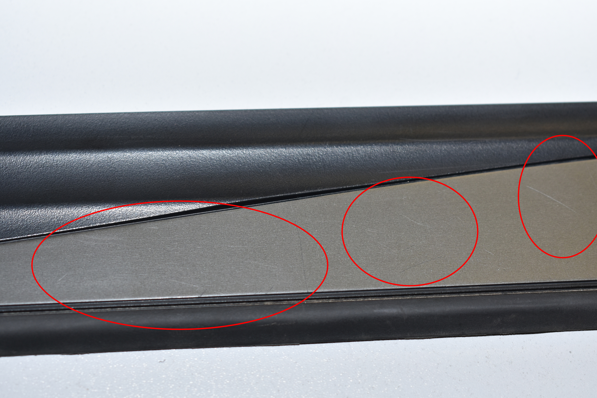 Door Sill Trim Kit – OEM 7034303 · BMW 5 Touring (E61) BMW 5 Touring (E61) 525 d 2007 – 4