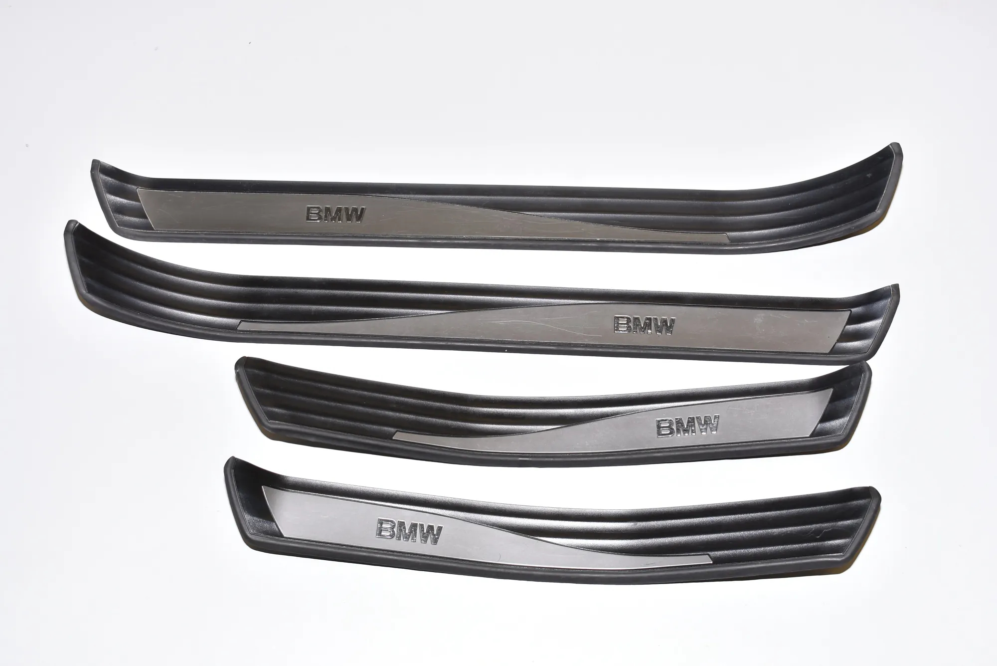Door Sill Trim Kit – OEM 7074512 · BMW 5 Touring (E61) BMW 5 Touring (E61) 530 d 2005