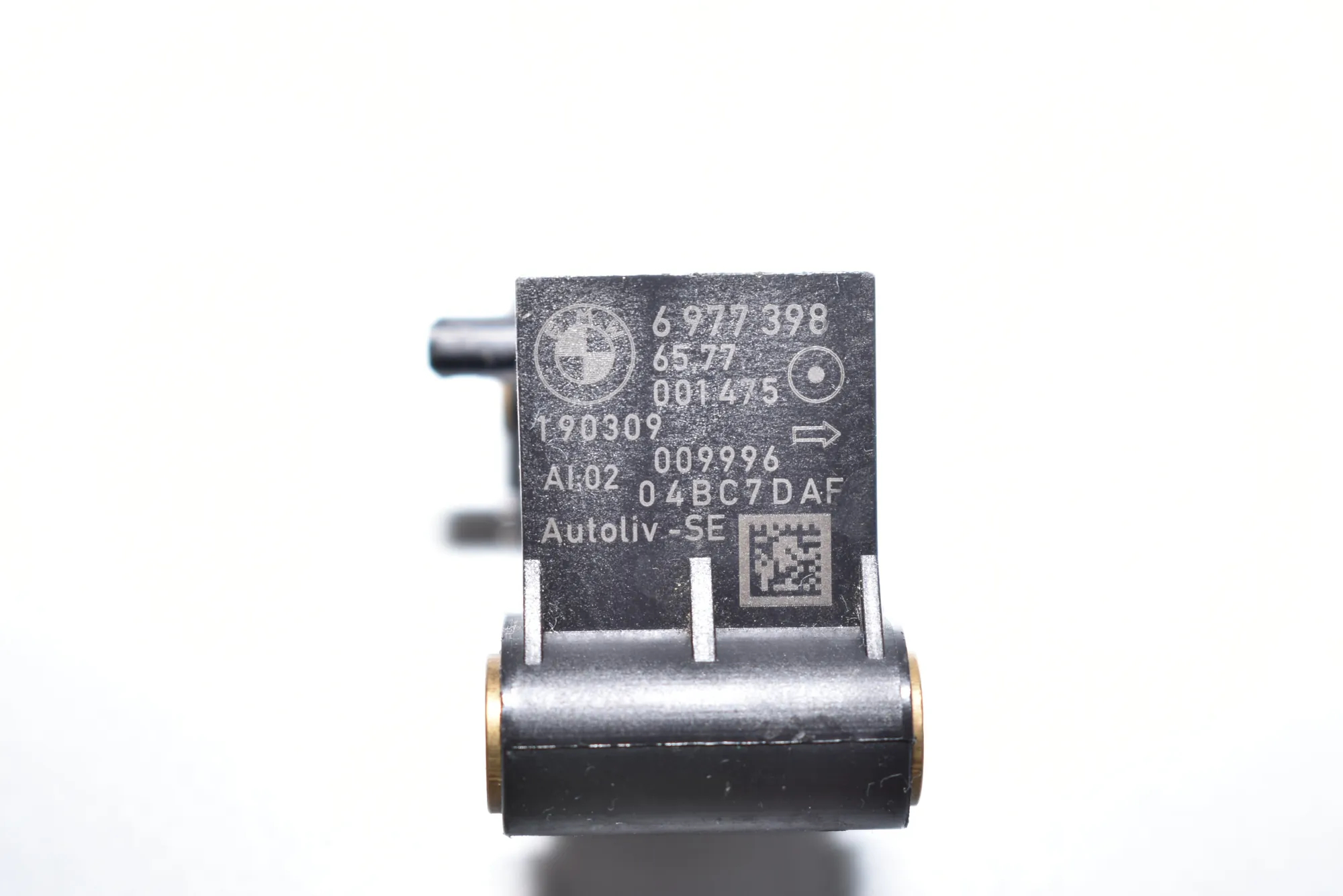 Front Right Impact Sensor – OEM 6977398 · BMW 5 (E60) BMW 5 (E60) 520 d 2009 – 4