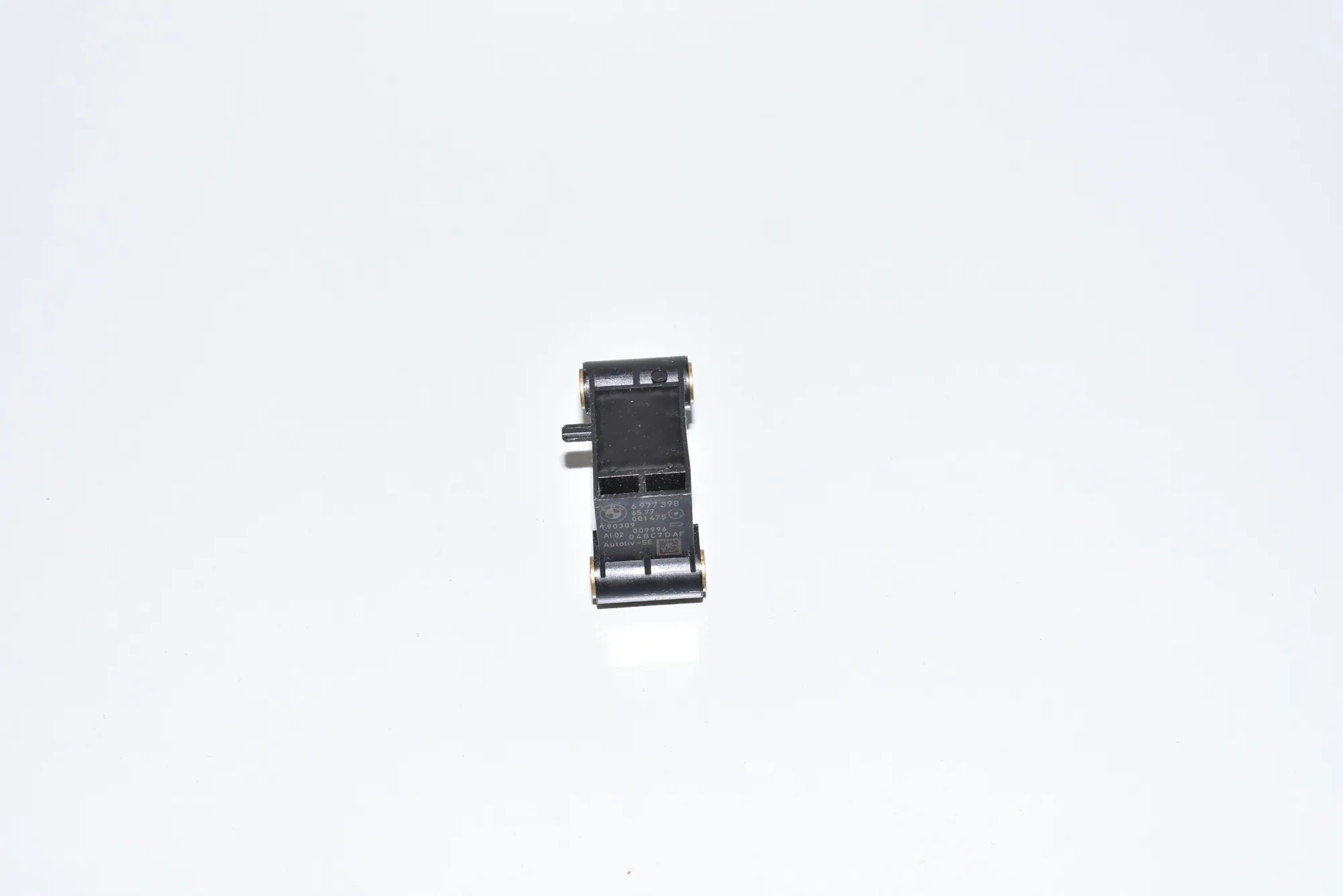 Front Right Impact Sensor – OEM 6977398 · BMW 5 (E60) BMW 5 (E60) 520 d 2009 – 3