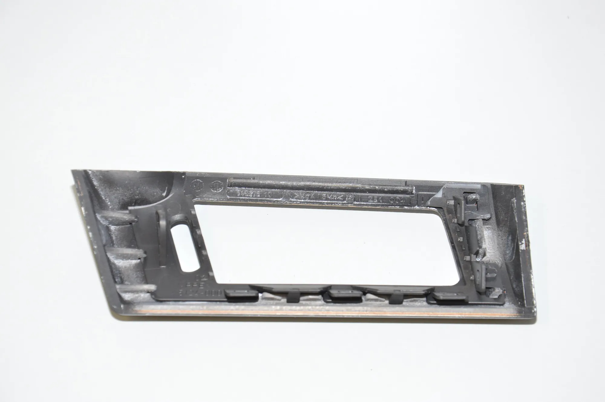 Headlight Switch Trim – OEM 1231004 · BMW 5 (E60) BMW 5 (E60) 520 i 2005 – 5