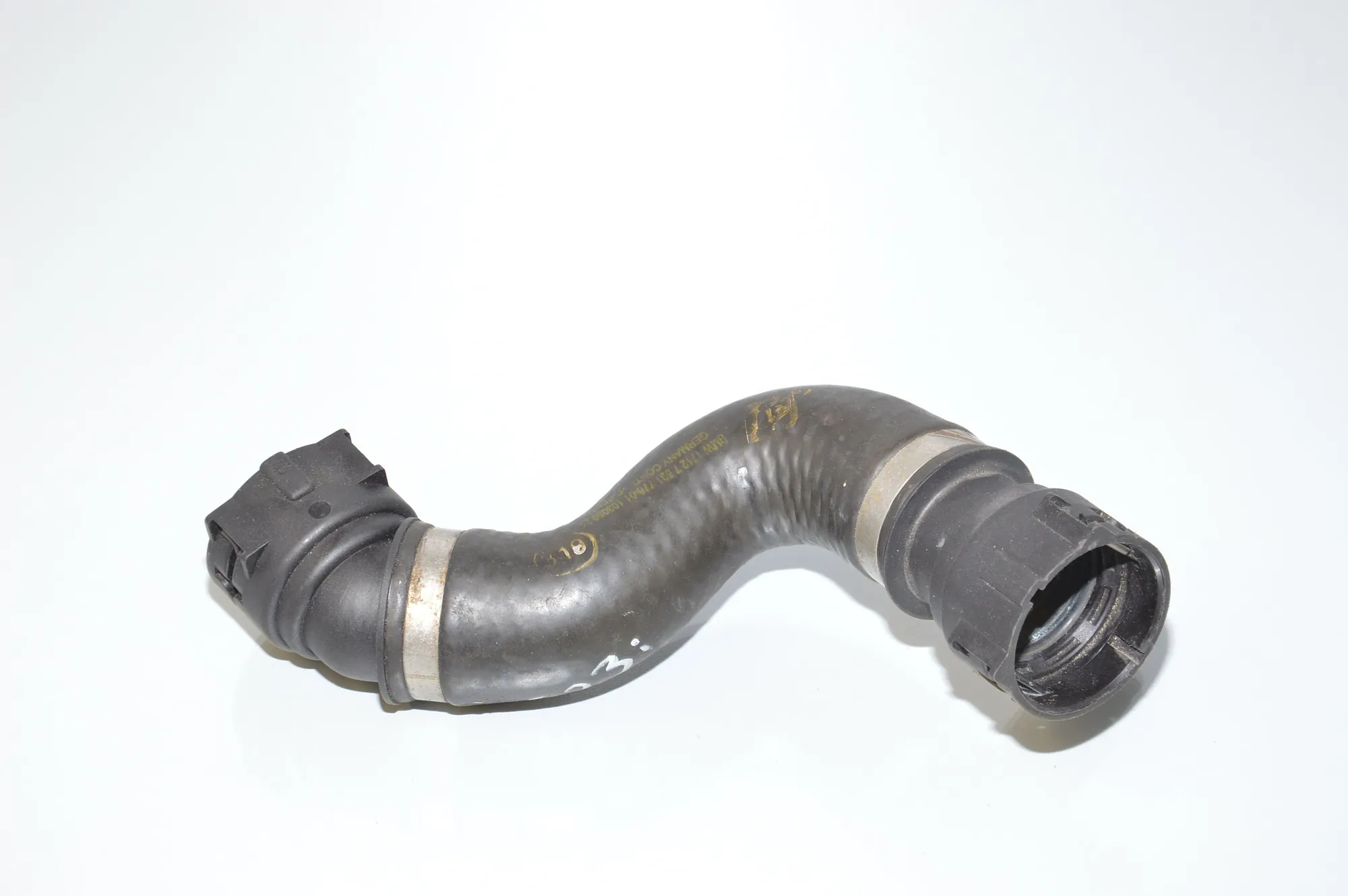 Coolant Hose Pipe – OEM 7521778 · BMW 5 (E60) BMW 5 (E60) 523 i 2005 – 3