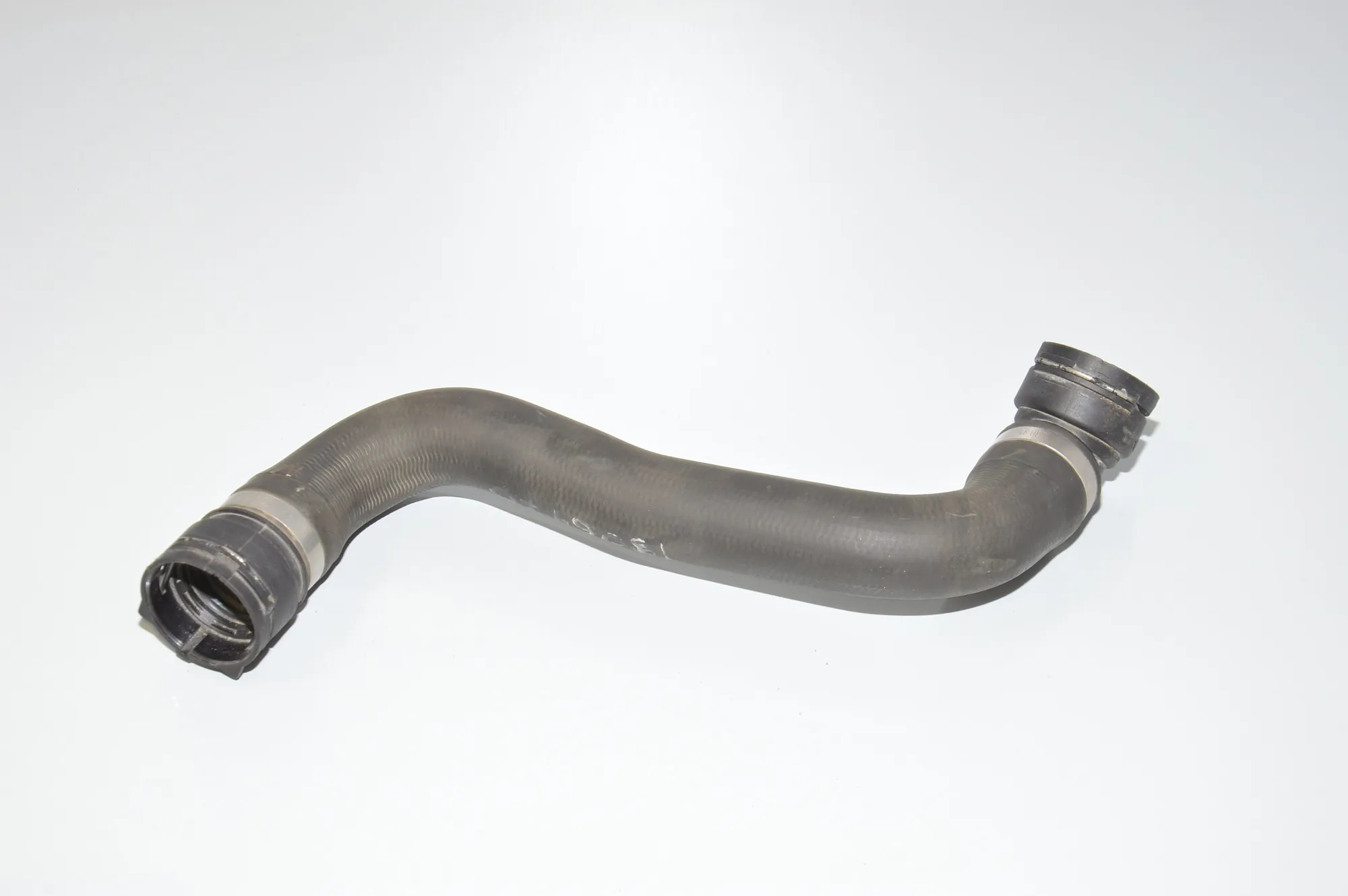 Coolant Hose Pipe – OEM 7799748 · BMW 5 Touring (E61) 520 d 2009 – 3