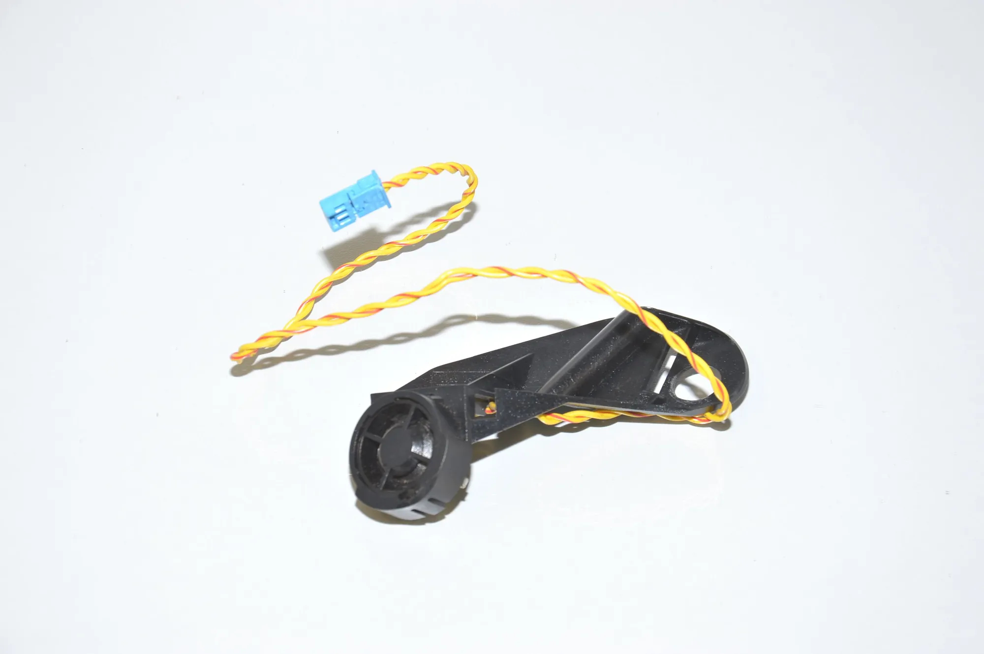 Front Left Door Speaker – OEM 8362529 · BMW 5 (E39) BMW 5 (E39) 520 d 2001