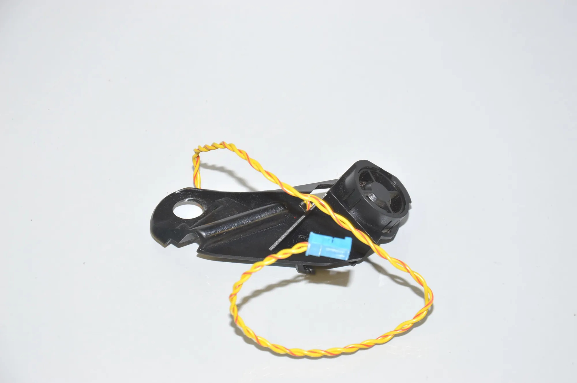 Front Left Door Speaker – OEM 8362529 · BMW 5 (E39) BMW 5 (E39) 520 d 2001 – 2