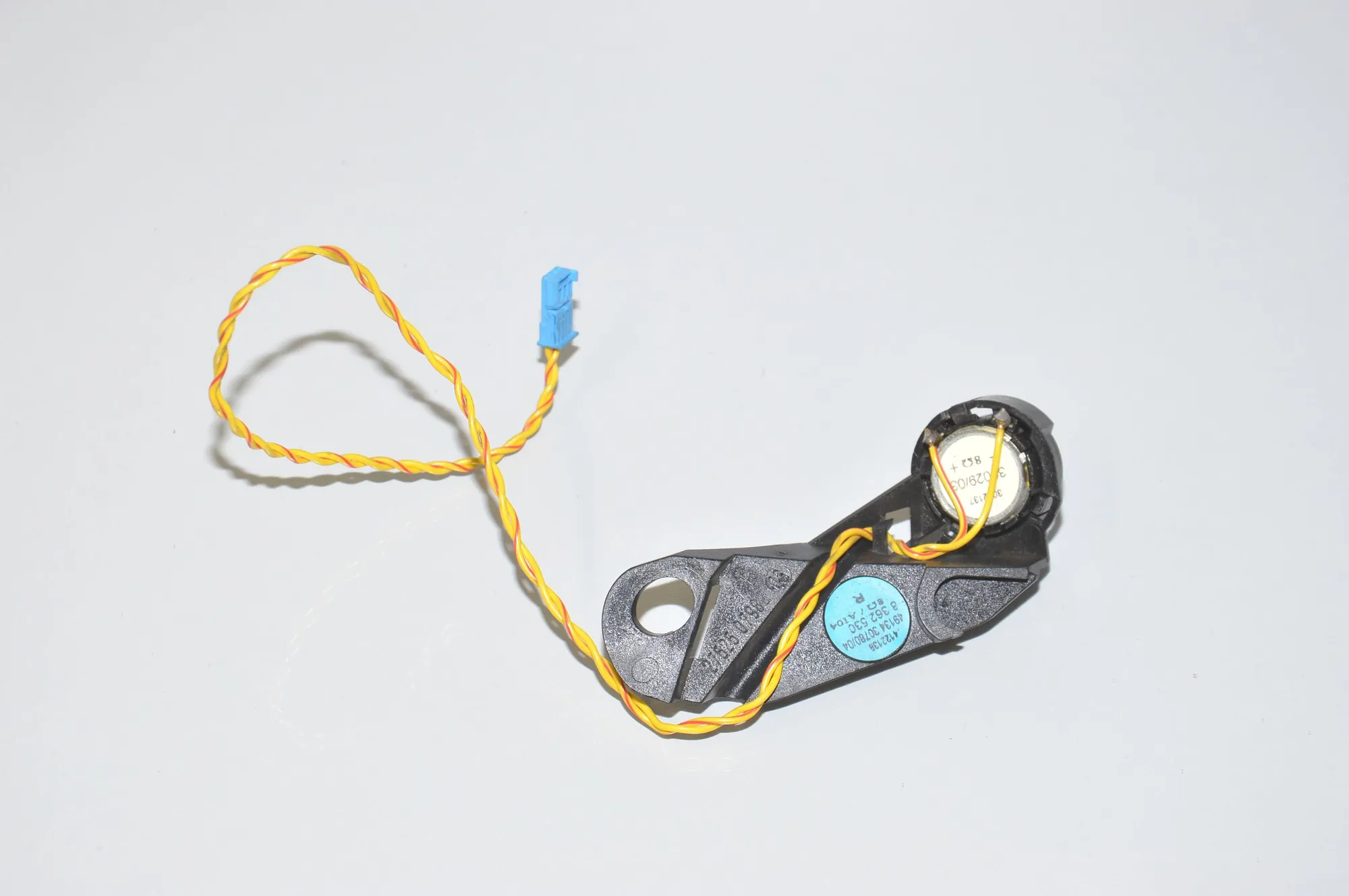 Front Right Door Speaker – OEM 8362530 · BMW 5 (E39) BMW 5 (E39) 520 d 2000 – 4