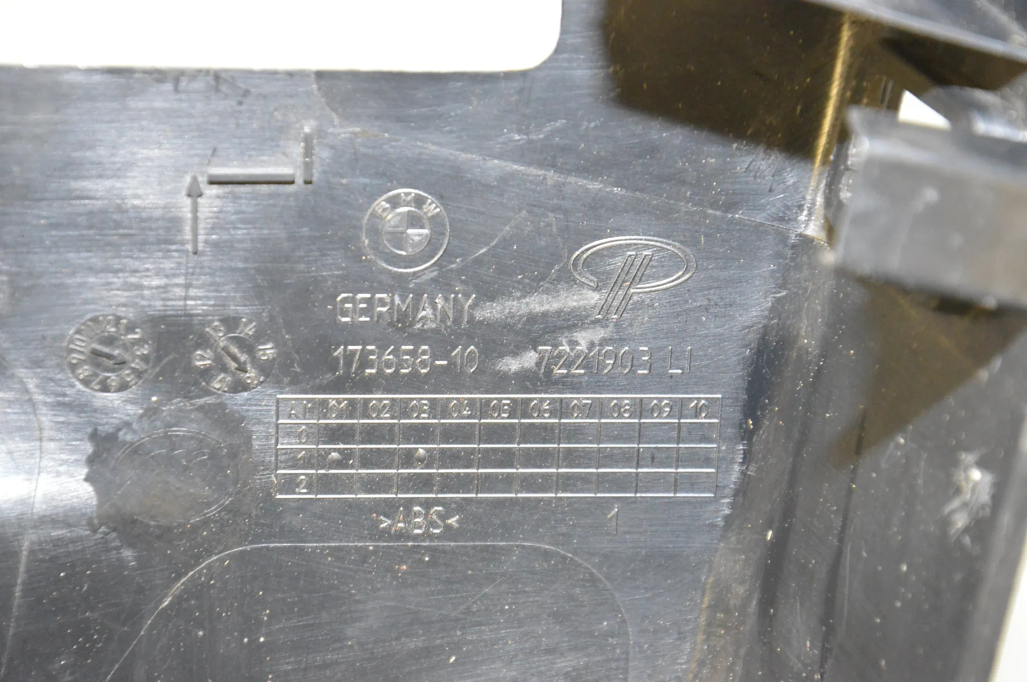 Front Left Interior Step Trim – OEM 7221903 · BMW 3 (F30, F80) BMW 3 (F30, F80) 328 i 2012 – 5