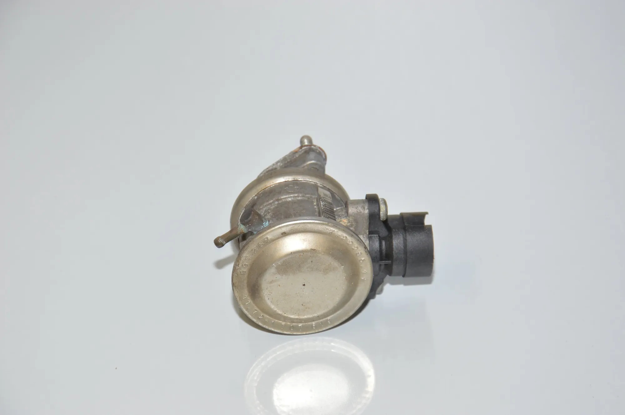 EGR Valve – OEM 1707619 · BMW 5 (E39) BMW 5 (E39) 530 i 2000 – 3