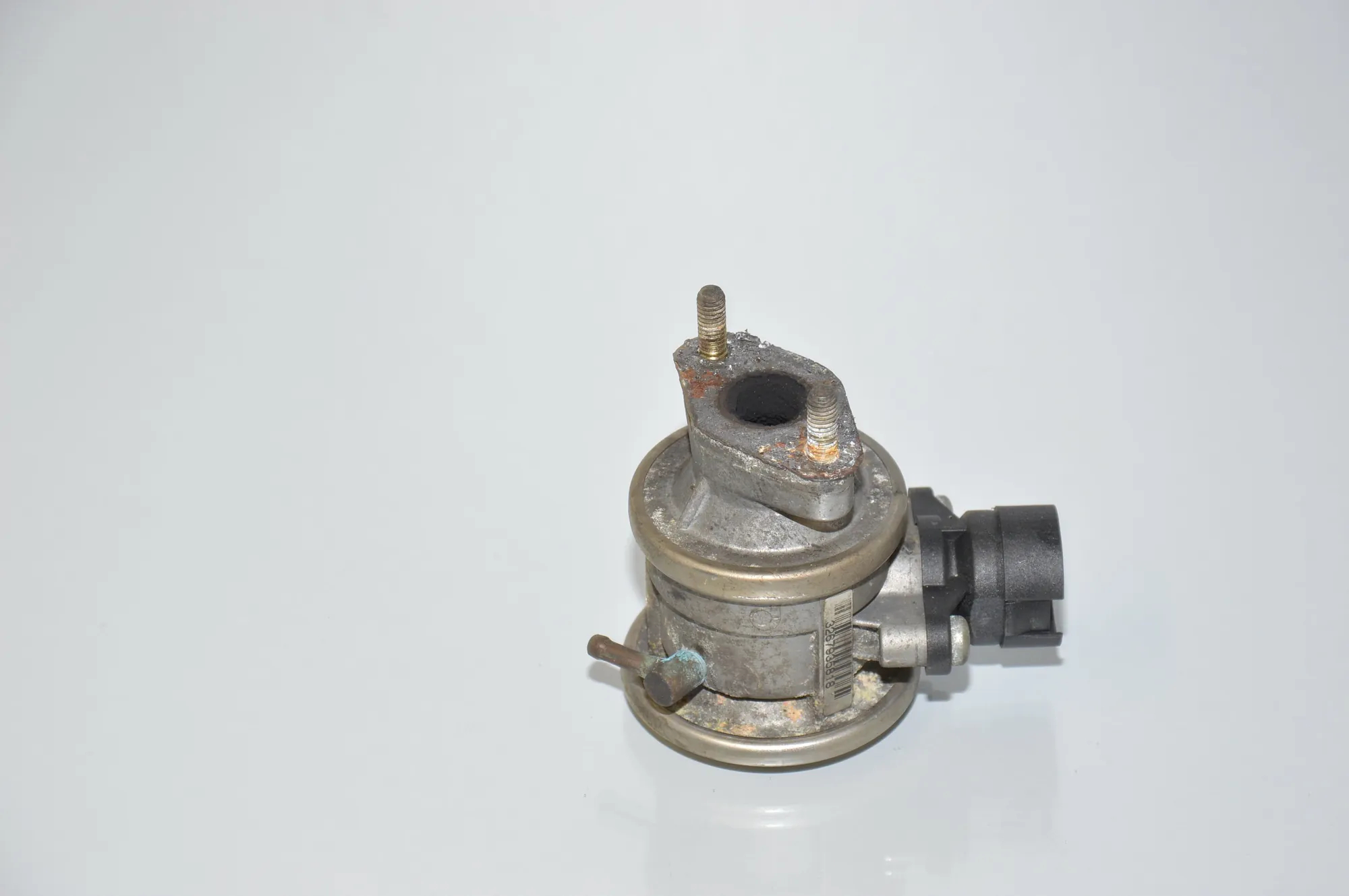 EGR Valve – OEM 1707619 · BMW 5 (E39) BMW 5 (E39) 530 i 2000 – 2