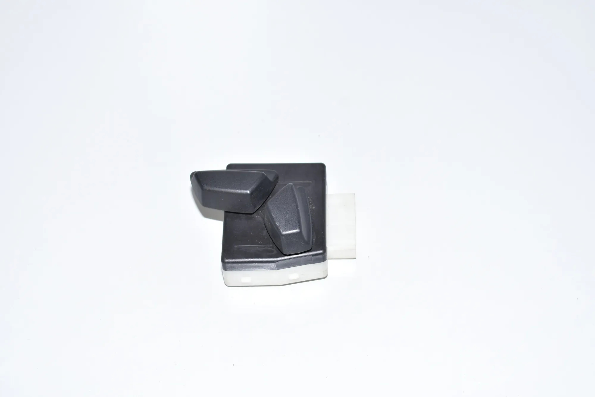 Front Right Seat Control Unit – OEM 6958526 · BMW 5 (E60) BMW 5 (E60) 530 d 2007 – 2