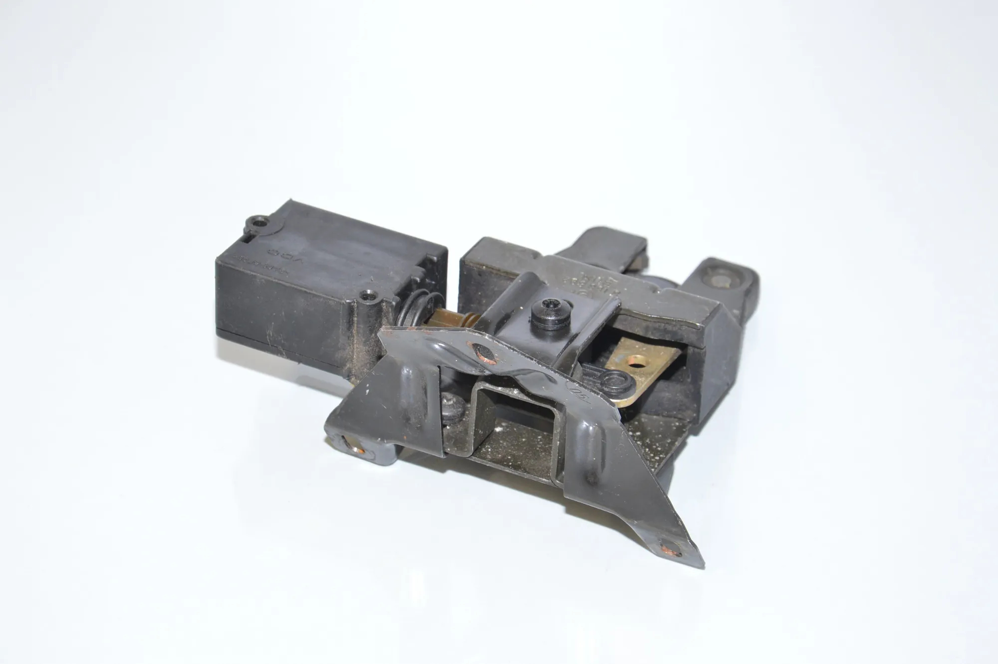 Tailgate Boot Lock – OEM 8168892 · BMW 5 Touring (E39) BMW 5 Touring (E39) 520 d 2000 – 2