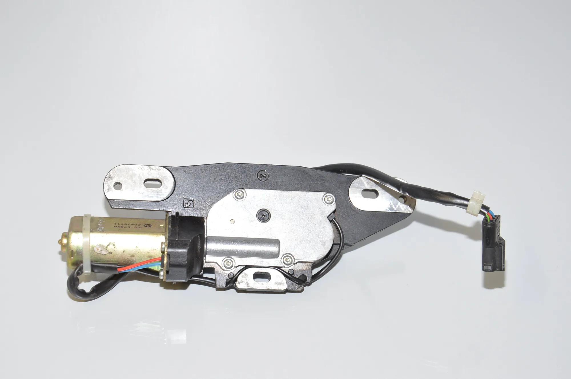 Tailgate Boot Soft Close Motor – OEM 8362371 · BMW 5 Touring (E39) BMW 5 Touring (E39) 520 d 2000