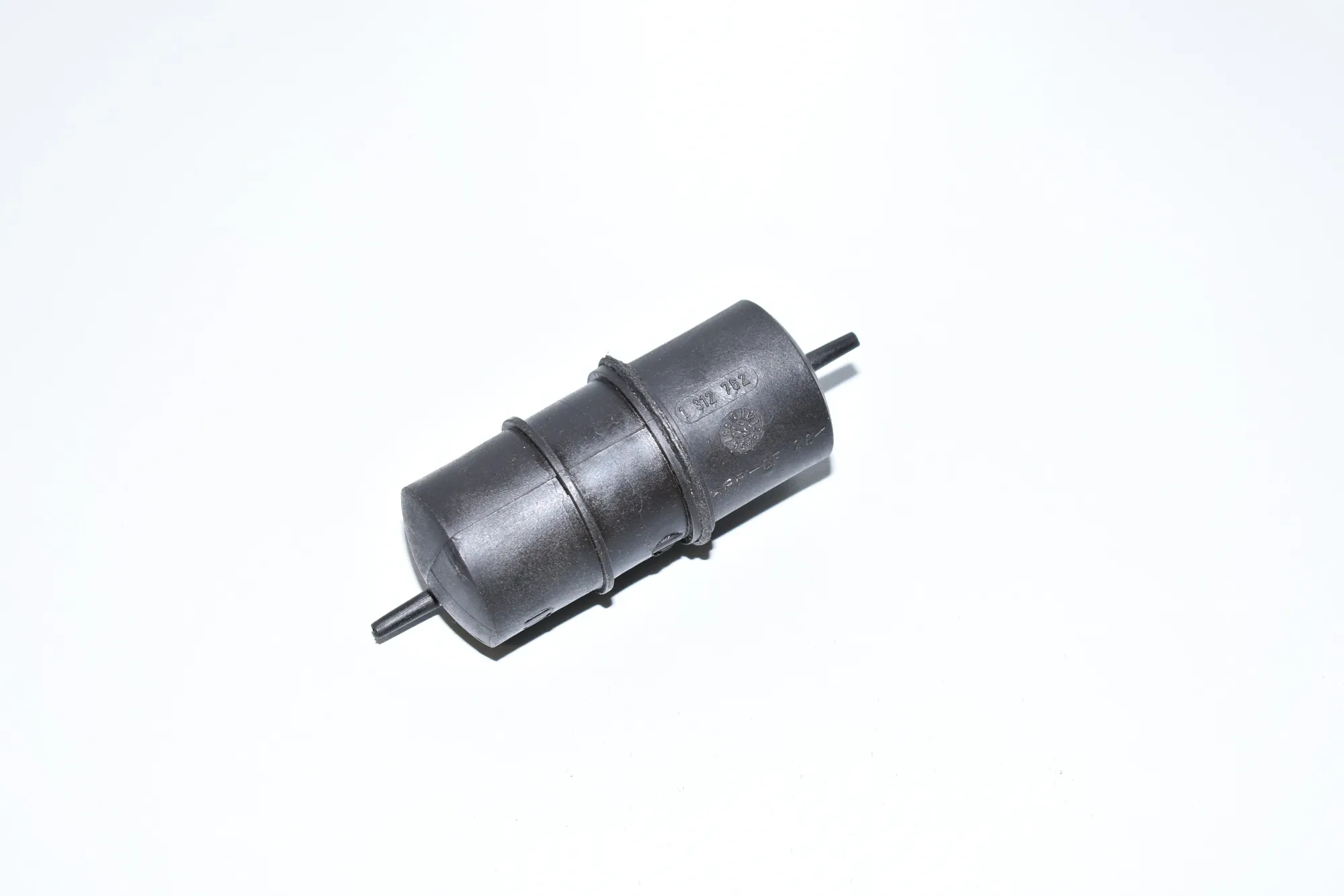 Vacuum Tank – OEM 1312762 · BMW 7 (E38) BMW 7 (E38) 735 i, iL 2000 – 3