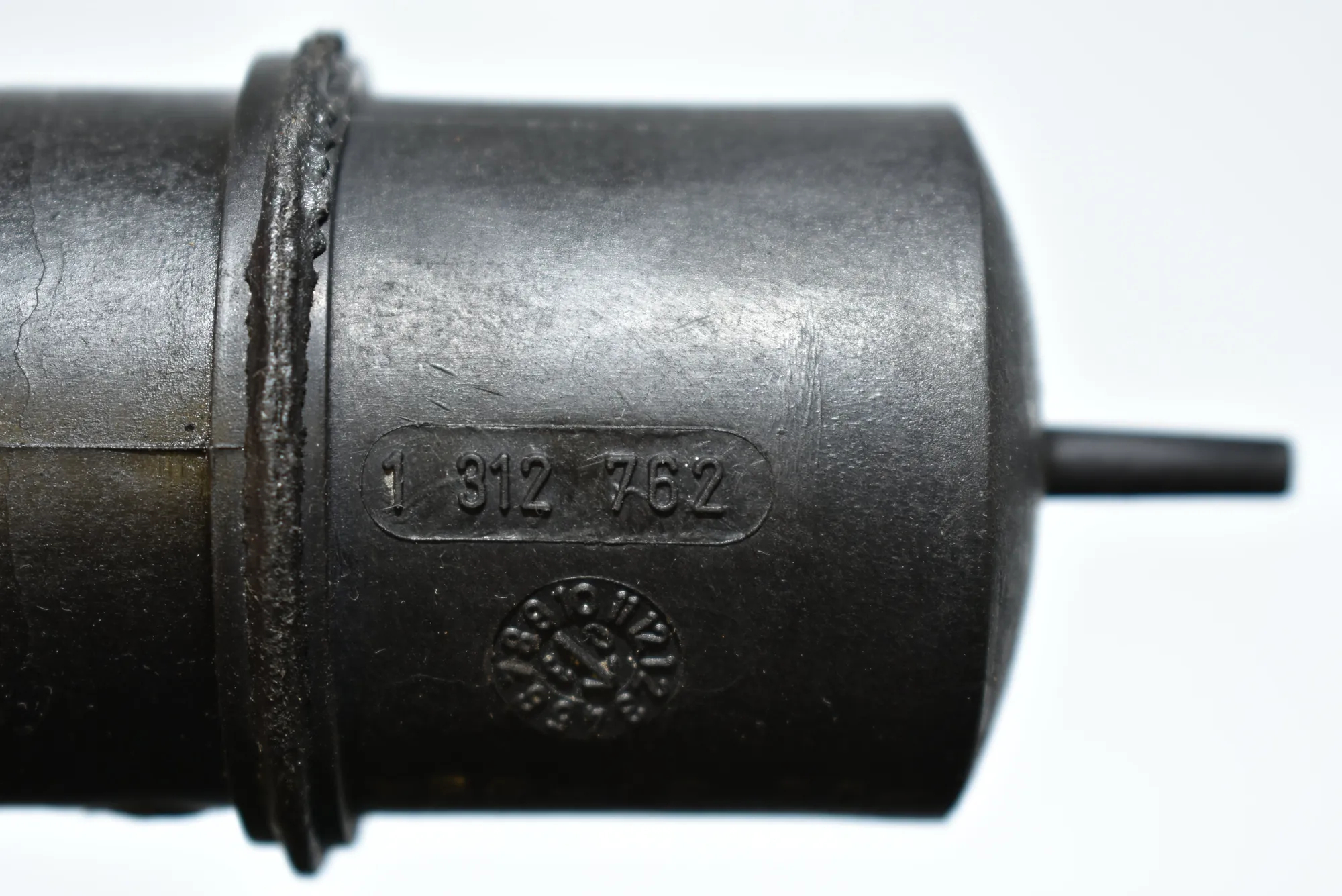 Vacuum Tank – OEM 1312762 · BMW 7 (E38) BMW 7 (E38) 735 i, iL 2000 – 4