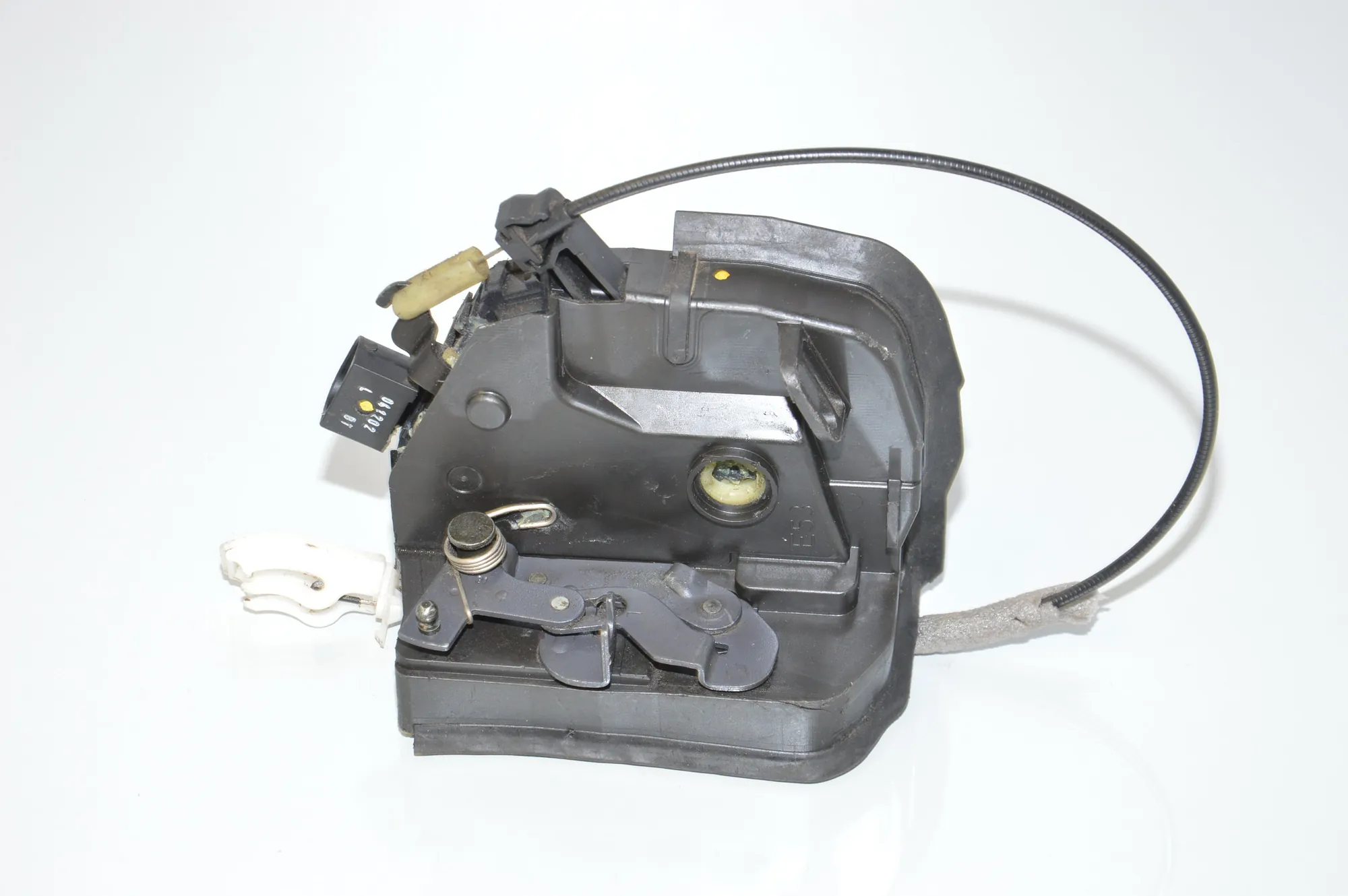 Rear Left Door Lock – OEM 8402601 · BMW X5 (E53) BMW X5 (E53) 3.0 d 2001