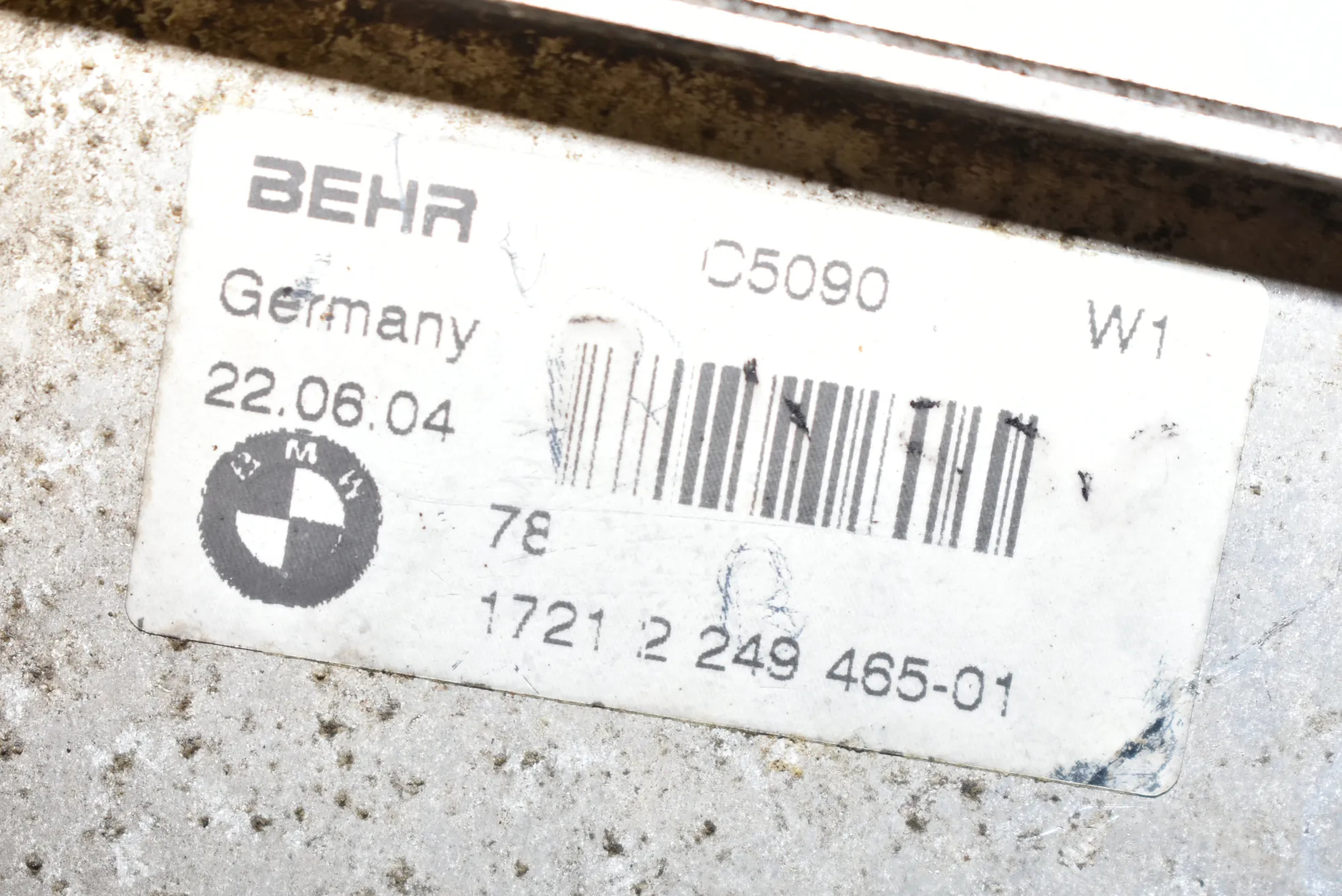 Oil Cooling Radiator – OEM 2249465 · BMW 7 (E65, E66, E67) BMW 7 (E65, E66, E67) 745 d 2005 – 4