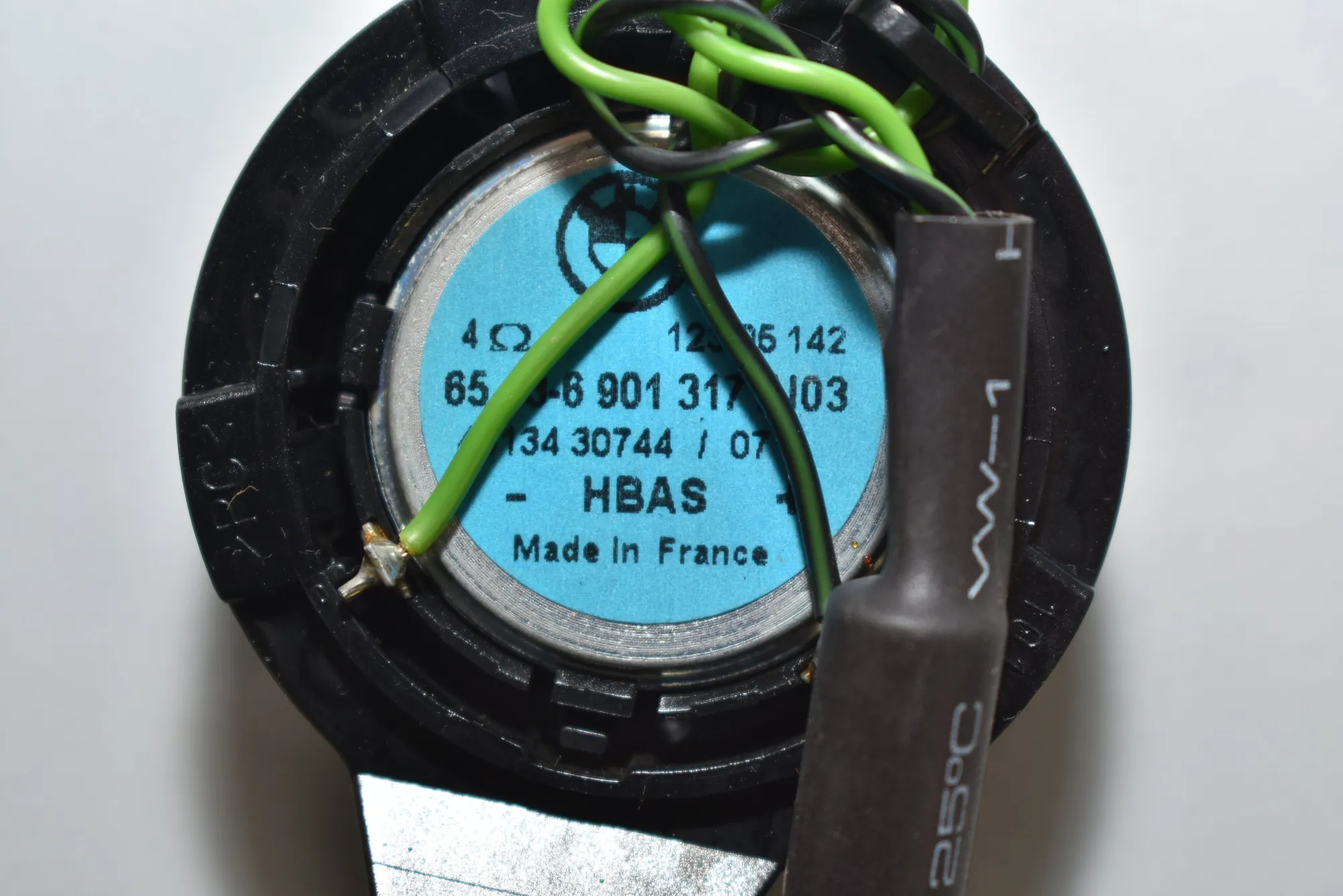 Front Right Door Speaker – OEM 6901317 · BMW 7 (E65, E66, E67) BMW 7 (E65, E66, E67) 730 Ld 2005 – 4