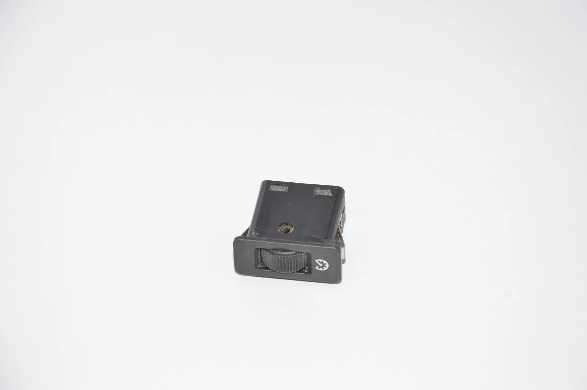 Switches – OEM 8360461 · BMW 5 (E39) BMW 5 (E39) 520 d 2000
