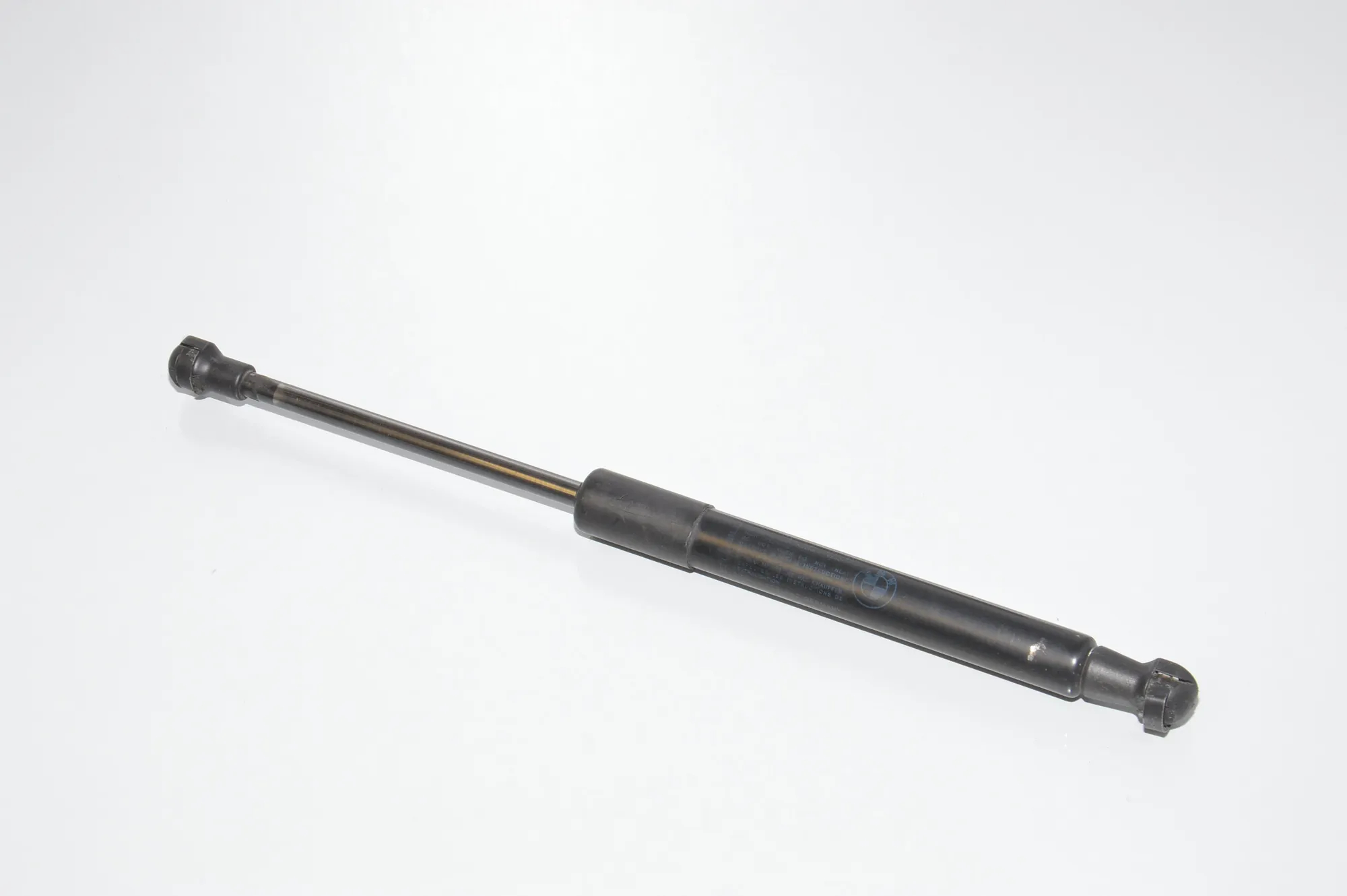 Front Right Bonnet Strut – OEM 7008745 · BMW 5 (E60) BMW 5 (E60) 520 d 2005