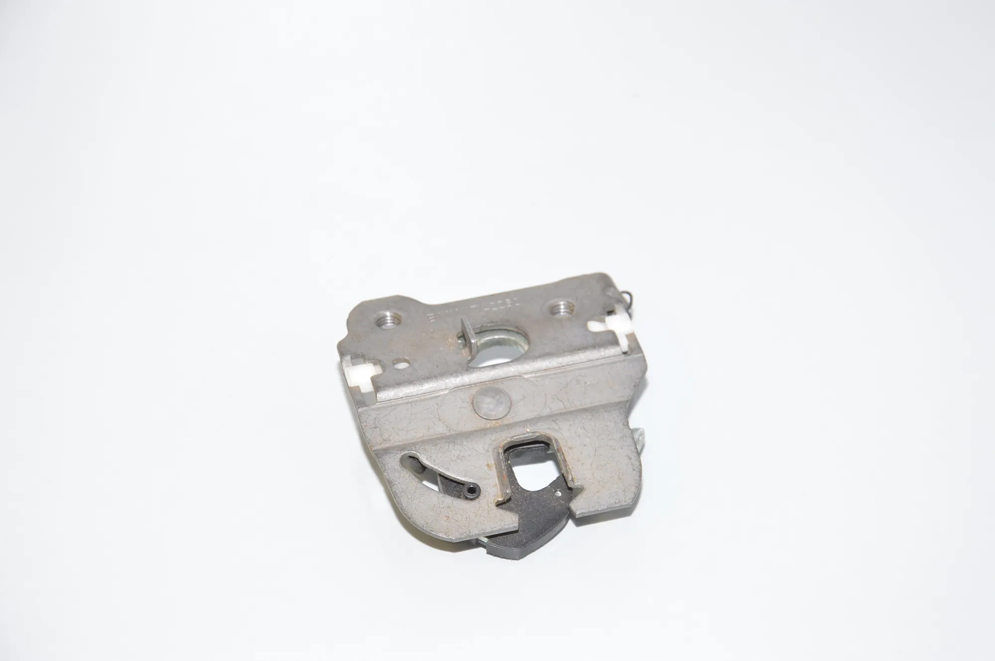 Other Interior Parts – OEM 7142262 · BMW 3 (E90) BMW 3 (E90) 316 i 2005 – 3