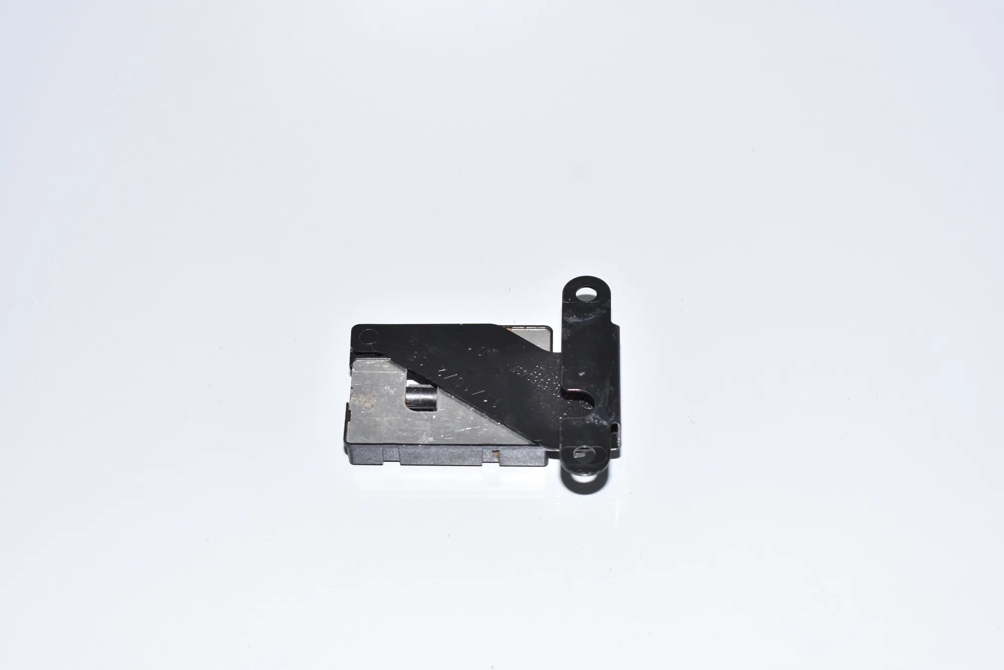 Antenna – OEM 6928461 · BMW 7 (E65, E66, E67) BMW 7 (E65, E66, E67) 730 Ld 2006 – 3