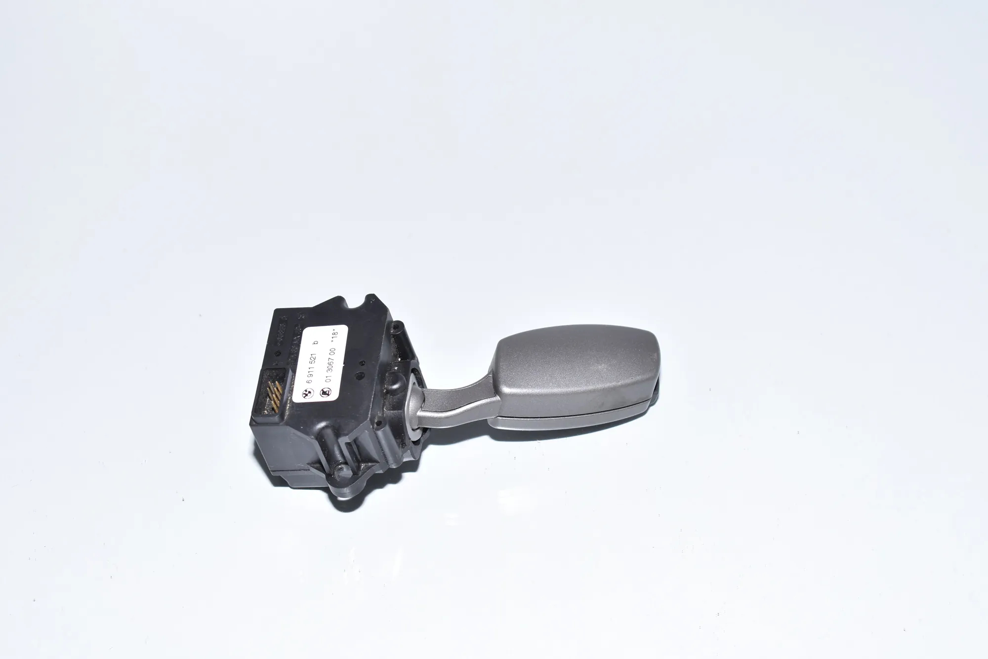 Cruise Control Stalk Knob – OEM 6911521 · BMW 7 (E65, E66, E67) BMW 7 (E65, E66, E67) 730 i, Li 2005 – 2