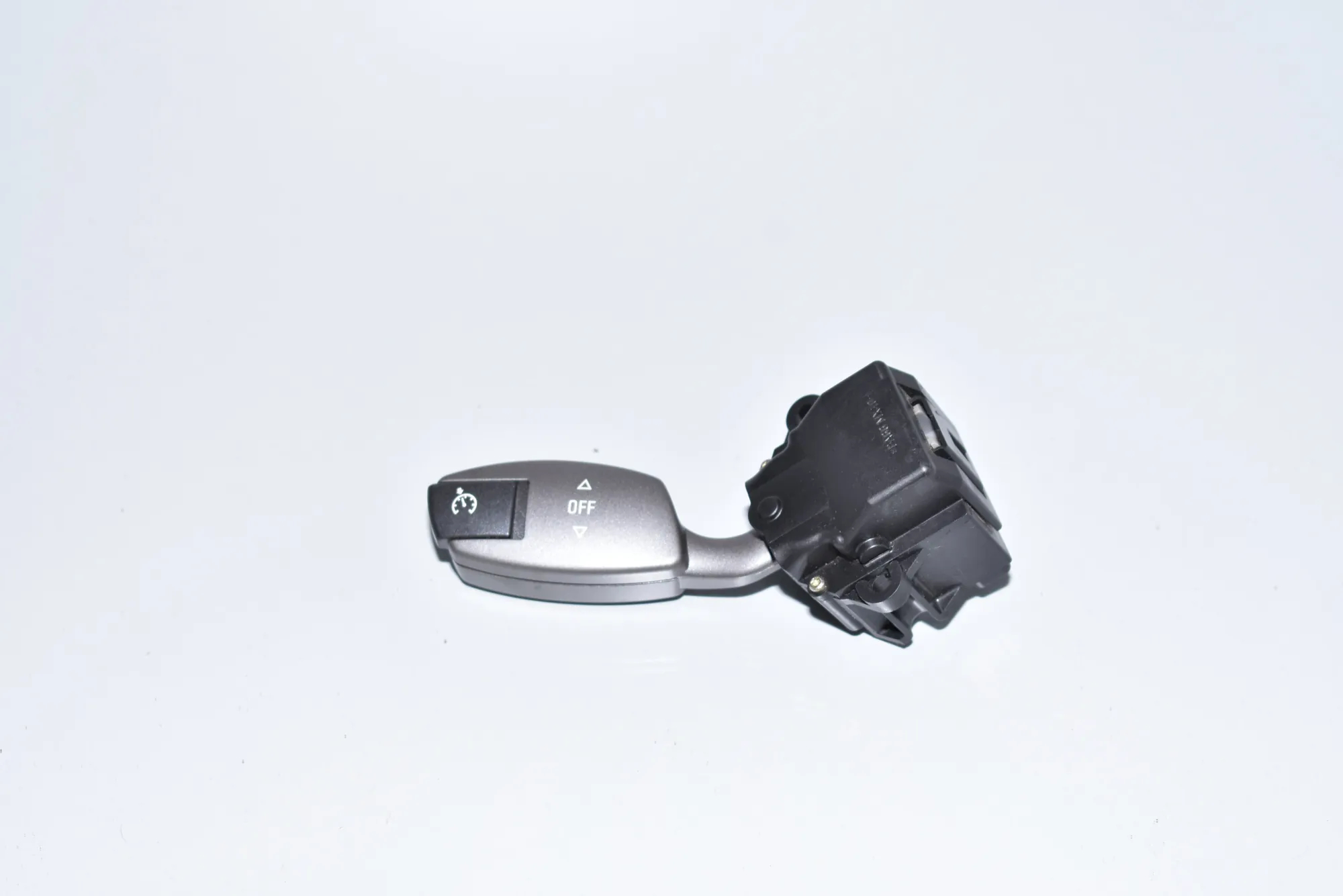 Cruise Control Stalk Knob – OEM 6911521 · BMW 7 (E65, E66, E67) BMW 7 (E65, E66, E67) 730 i, Li 2005