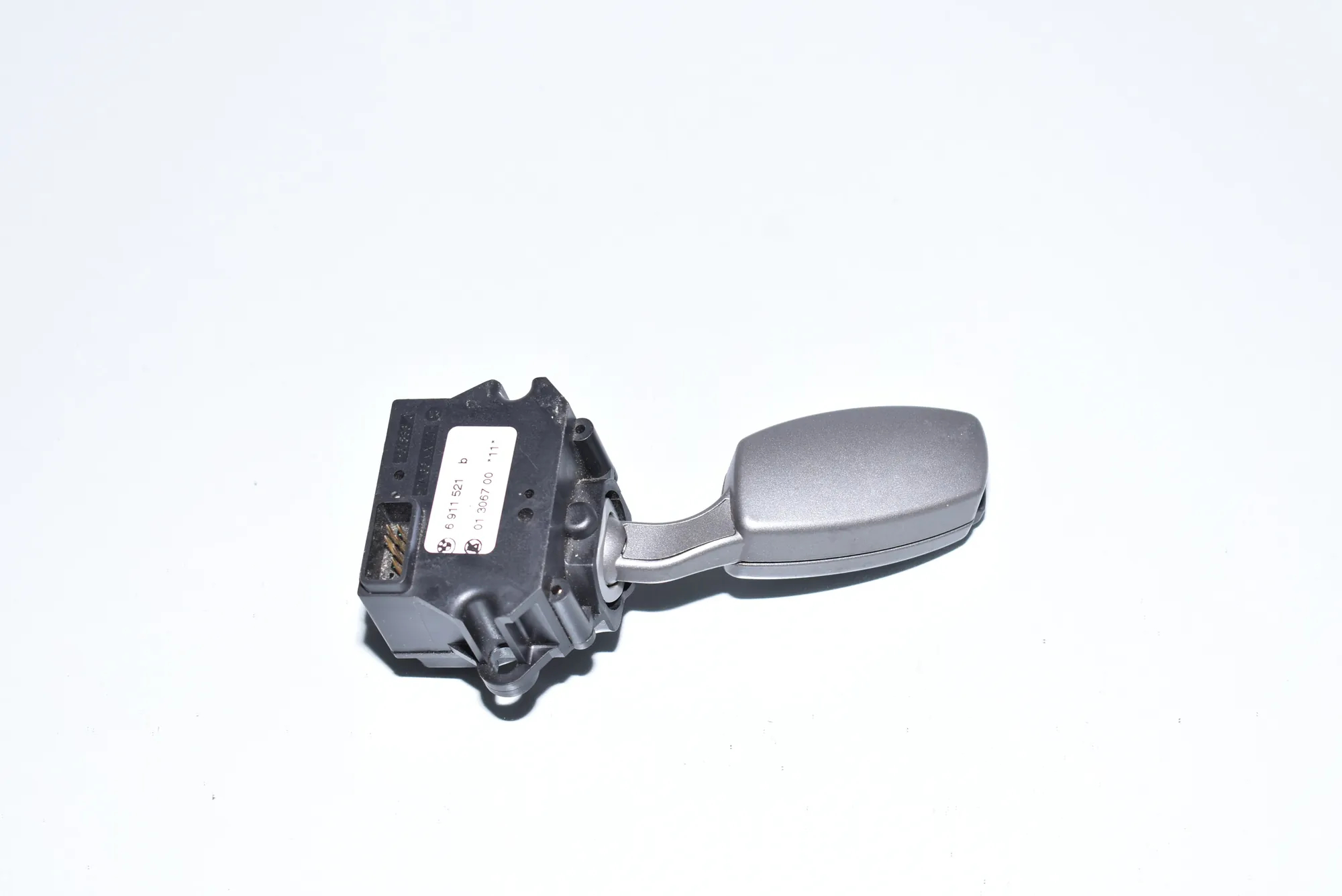 Cruise Control Stalk Knob – OEM 6911521 · BMW 7 (E65, E66, E67) BMW 7 (E65, E66, E67) 730 i, Li 2005 – 2
