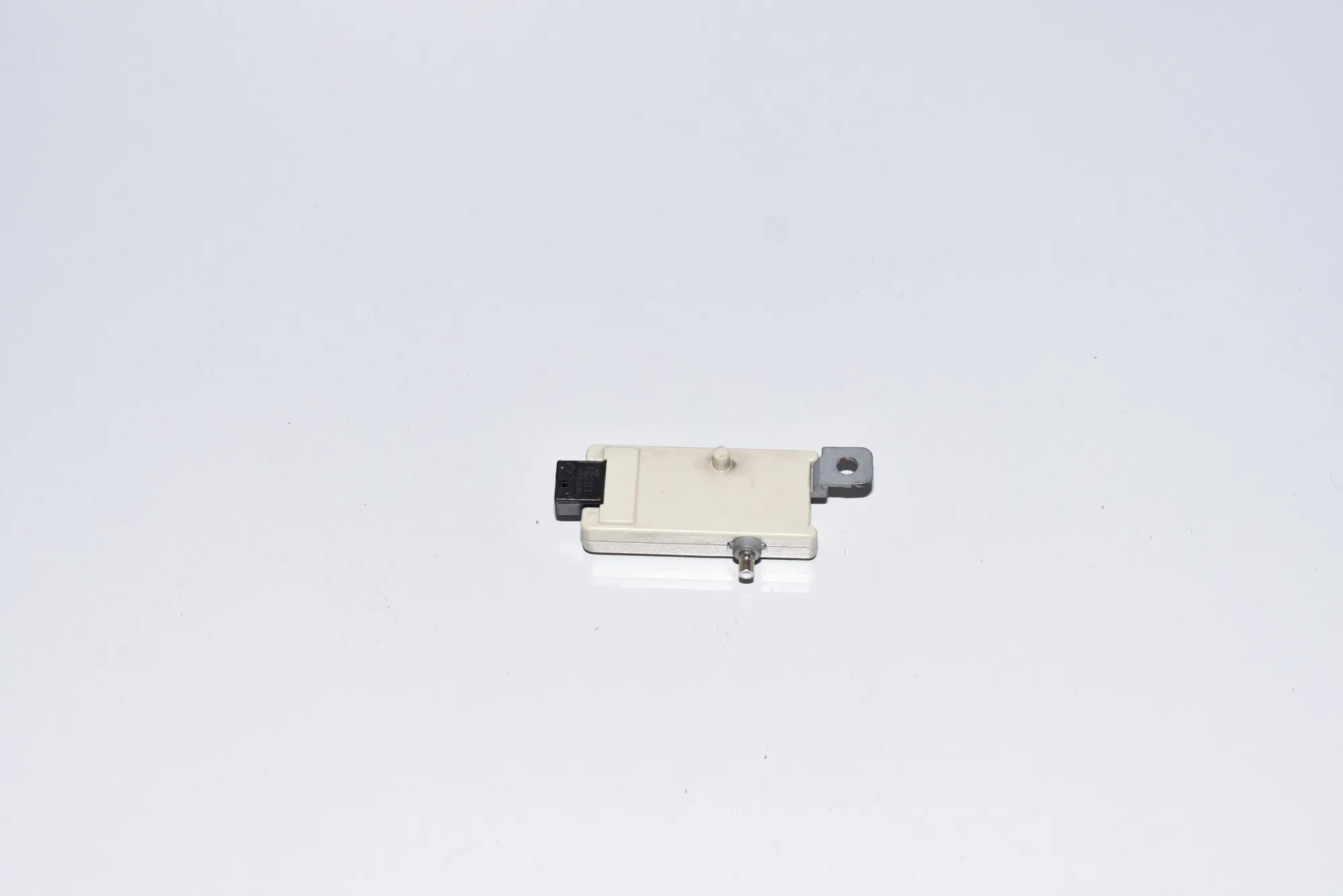 Antenna – OEM 8368886 · BMW 5 Touring (E39) BMW 5 Touring (E39) 525 d 2001 – 2