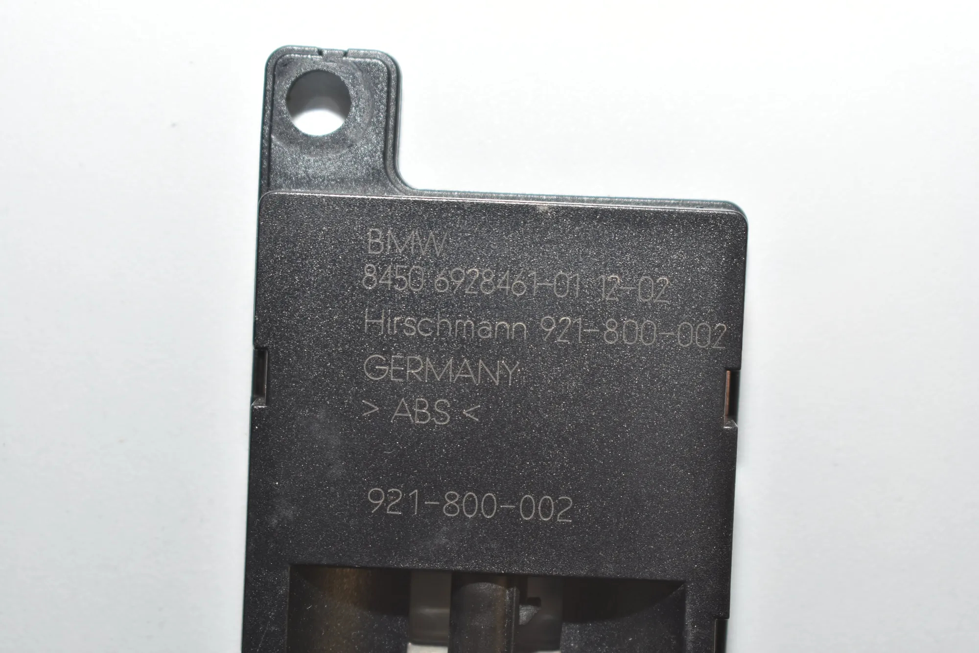 Antenna – OEM 6928461 · BMW 3 (E90) BMW 3 (E90) 320 d 2009 – 4
