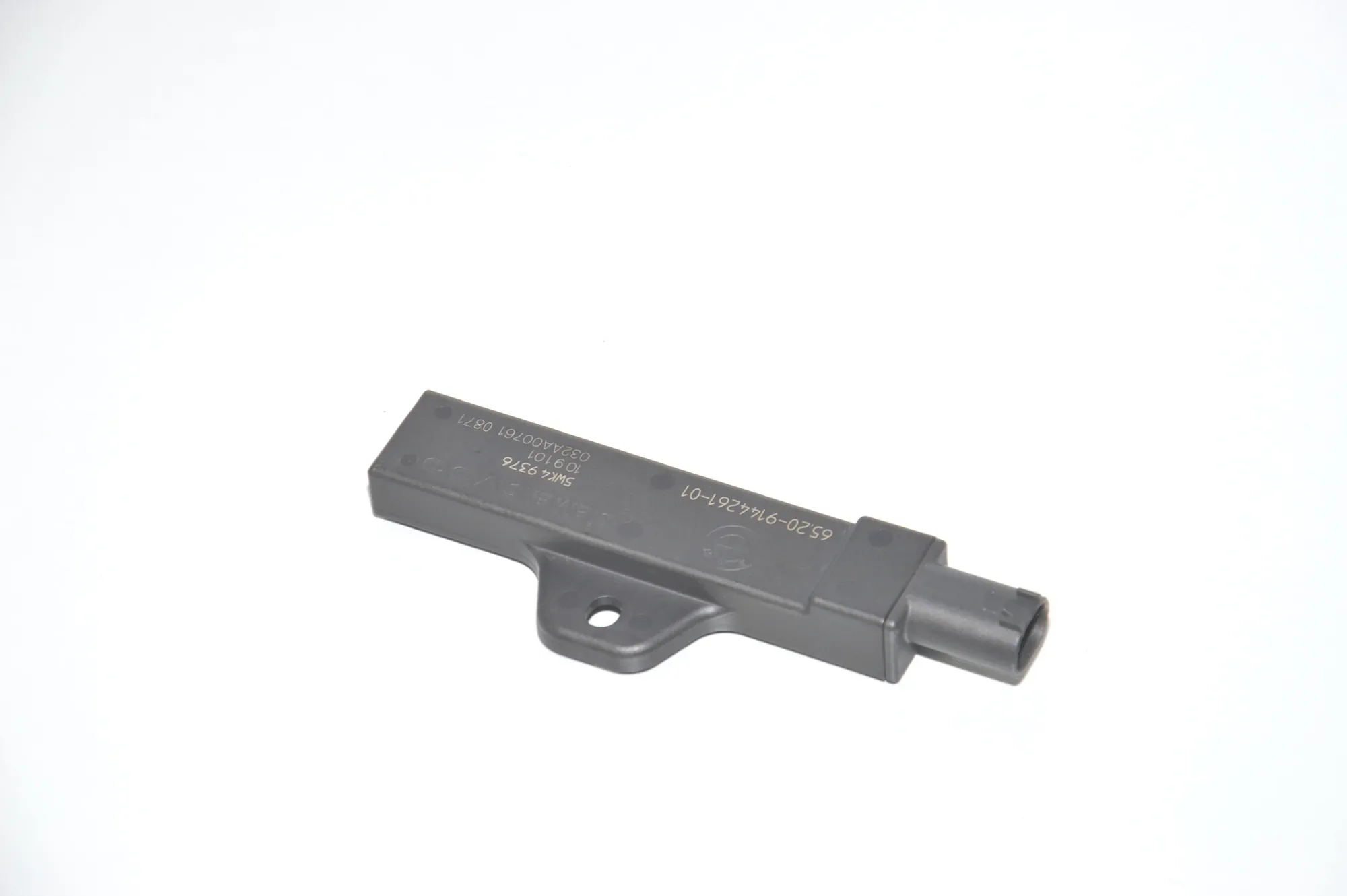 Antenna – OEM 9144261 · BMW 7 (F01, F02) BMW 7 (F01, F02) 730 d 2012 – 2