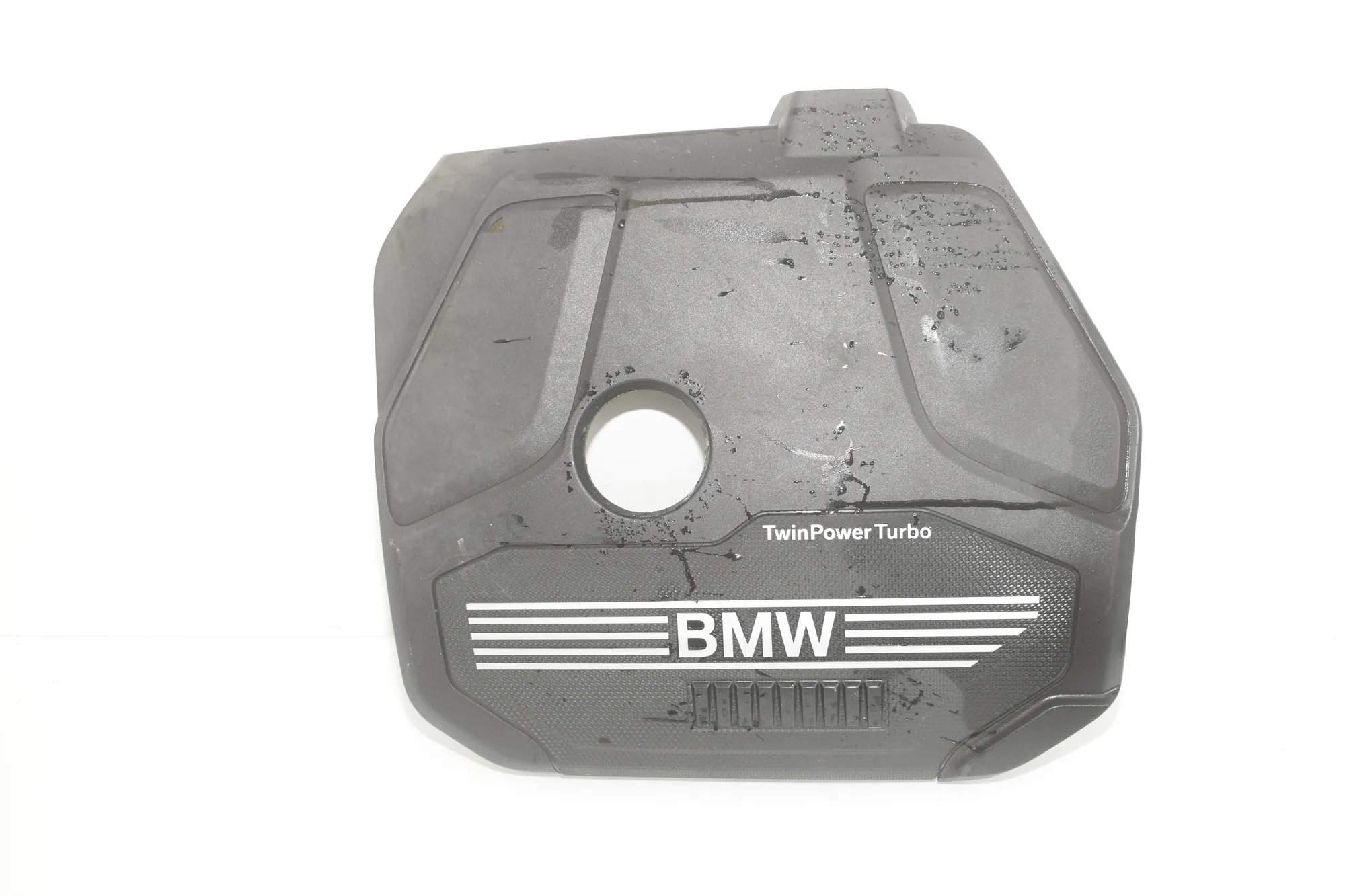Engine Cover – OEM 8656447 · BMW 2 Gran Tourer (F46) 216 i 2018 – 2