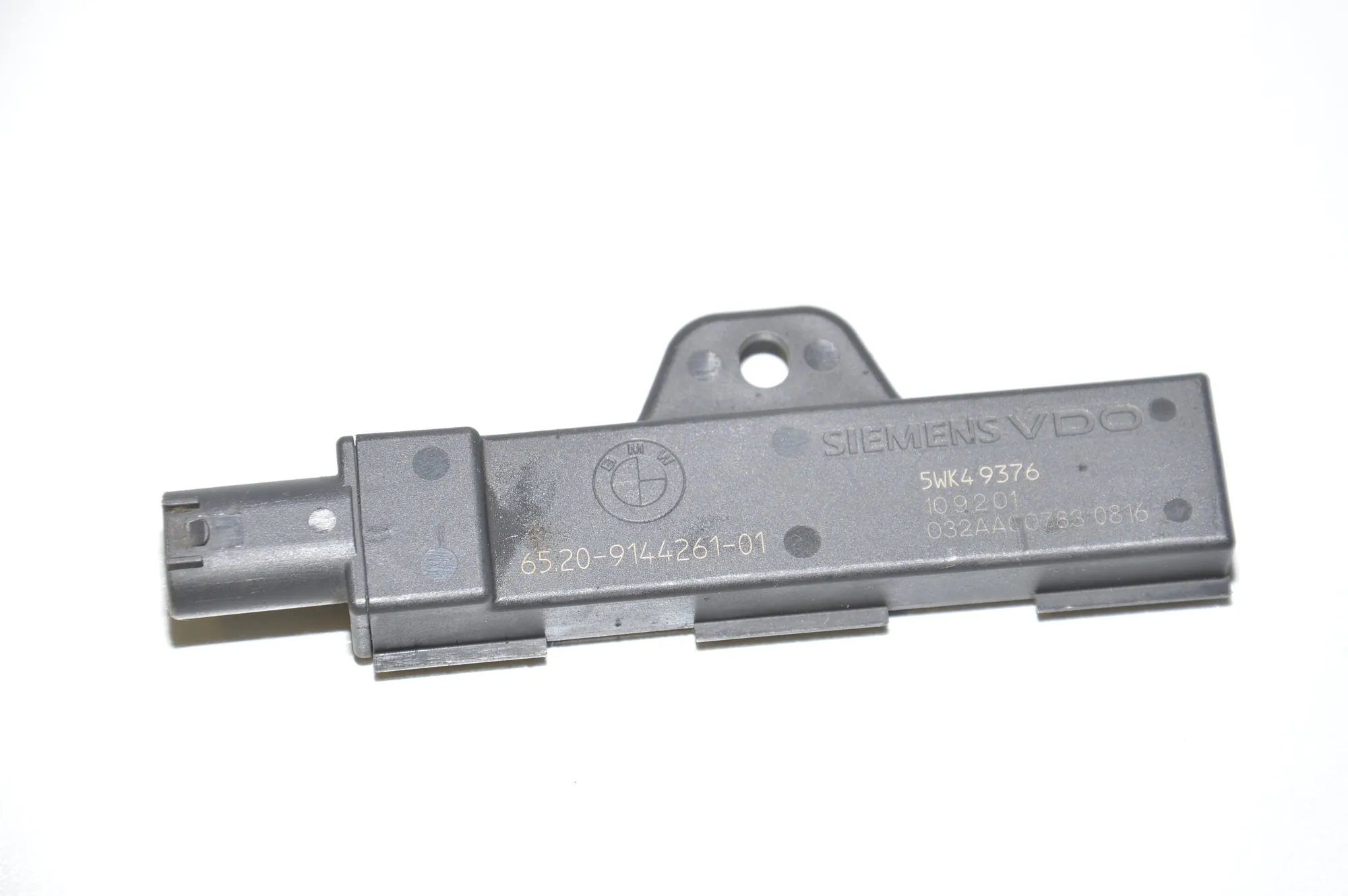 Antenna – OEM 9144261 · BMW 7 (F01, F02) BMW 7 (F01, F02) 750 Li 2013 – 5