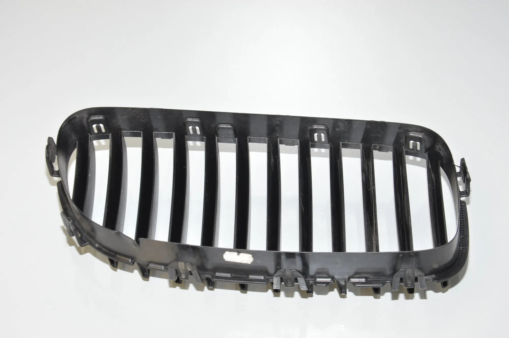 Front Left Grill – OEM 7200727 · BMW 5 (F10) BMW 5 (F10) 520 d 2012 – 4