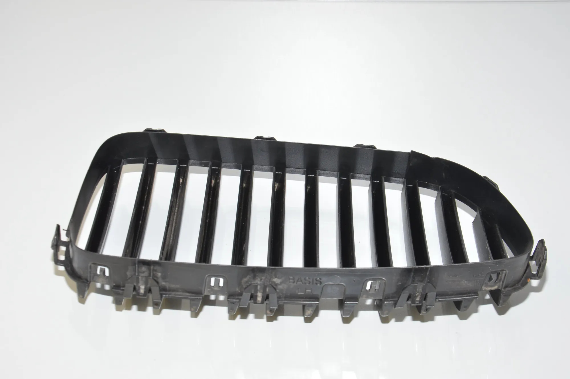 Front Left Grill – OEM 7200727 · BMW 5 (F10) BMW 5 (F10) 520 d 2012 – 5