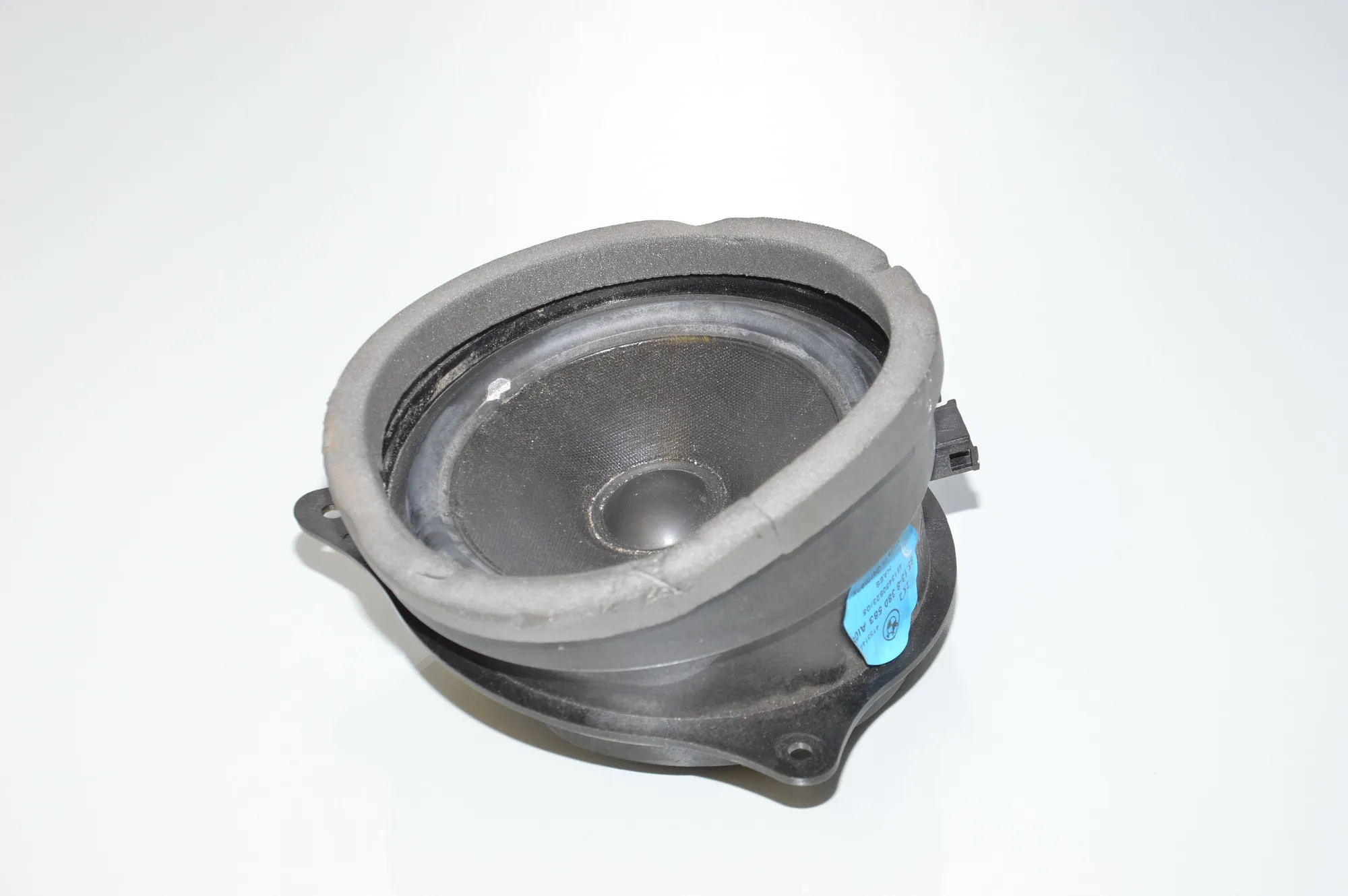 Rear Left Door Speaker – OEM 8380583 · BMW X5 (E53) BMW X5 (E53) 3.0 d 2001