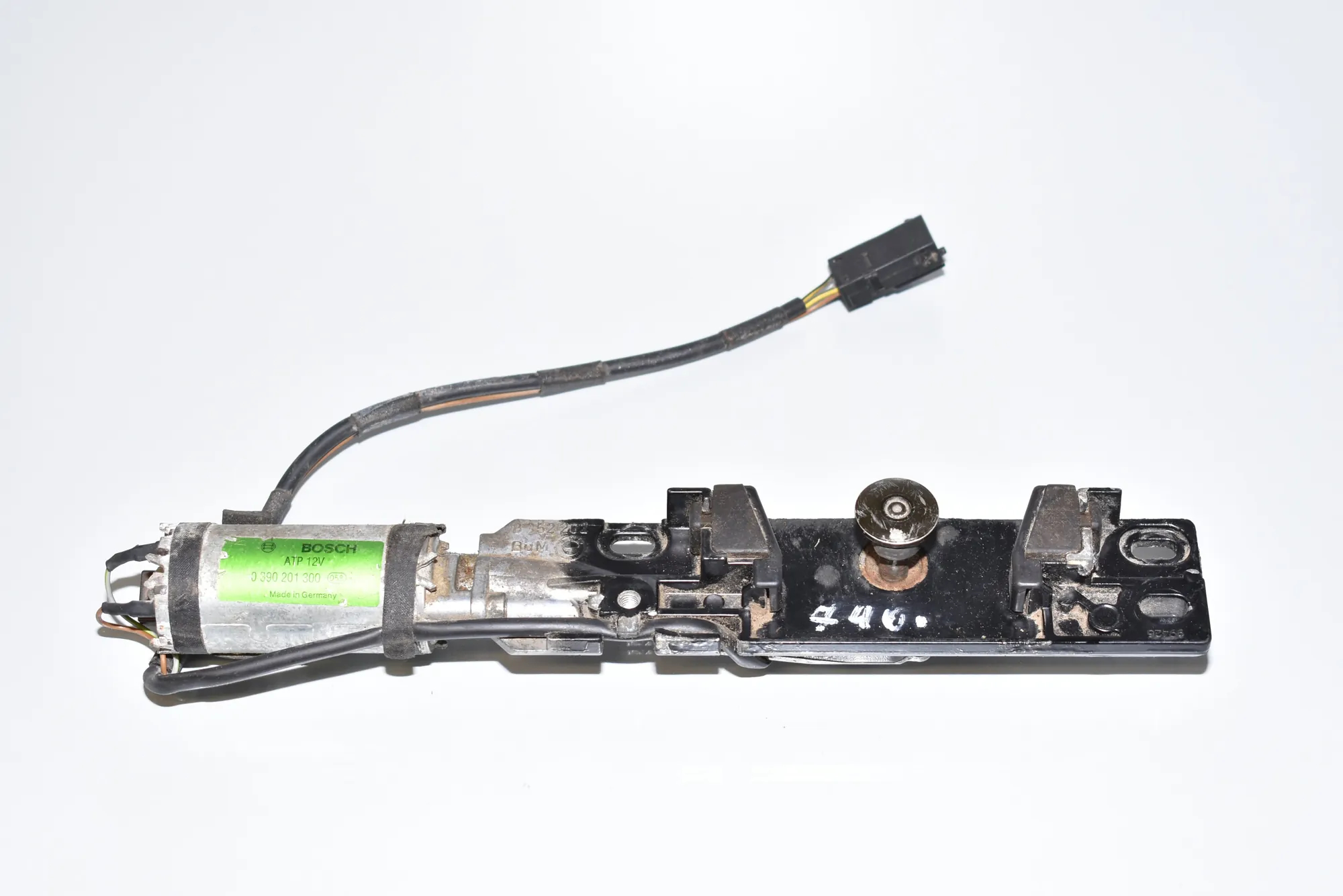 Tailgate Boot Lock – OEM 0390201300 · BMW 7 (E38) BMW 7 (E38) 730 d 2000 – 2