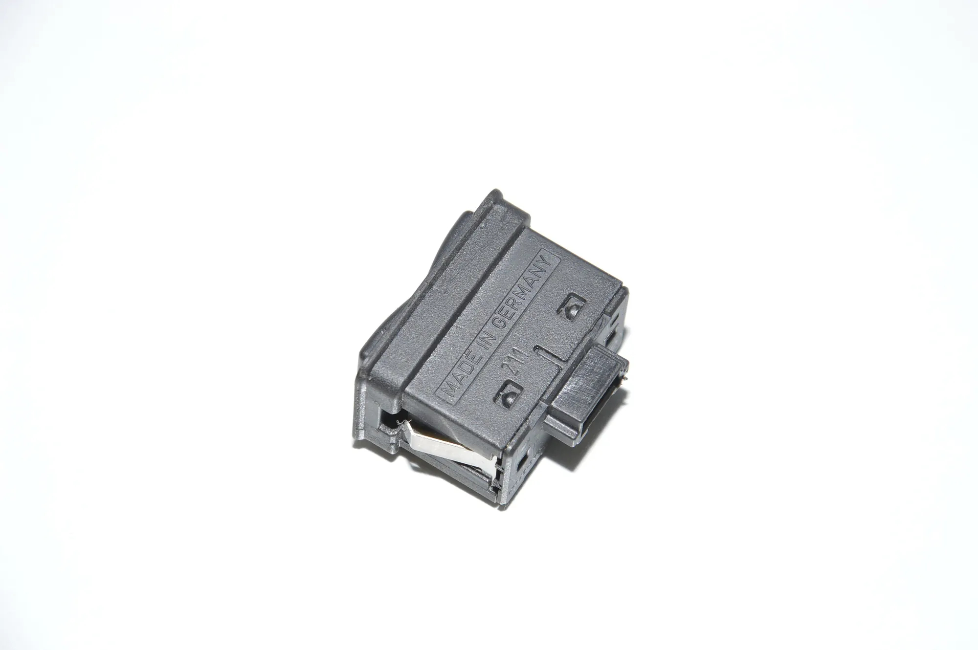 Rear Right Door Window Switch – OEM 8368974 · BMW 5 (E39) BMW 5 (E39) 520 d 2000 – 3