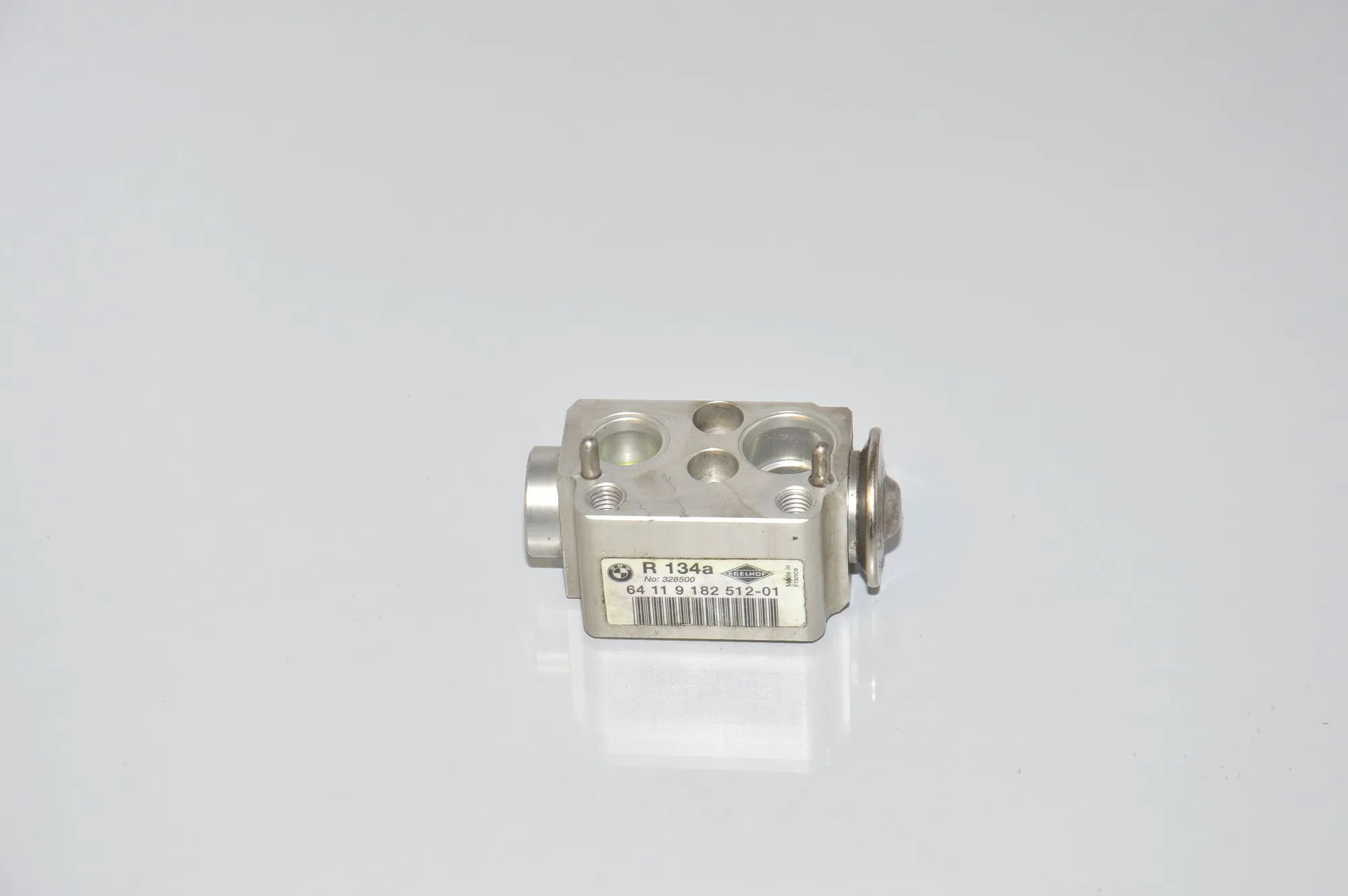 A/C Conditioner Expansion Valve – OEM 9182512 · BMW 1 (E81) BMW 1 (E81) 116 d 2008