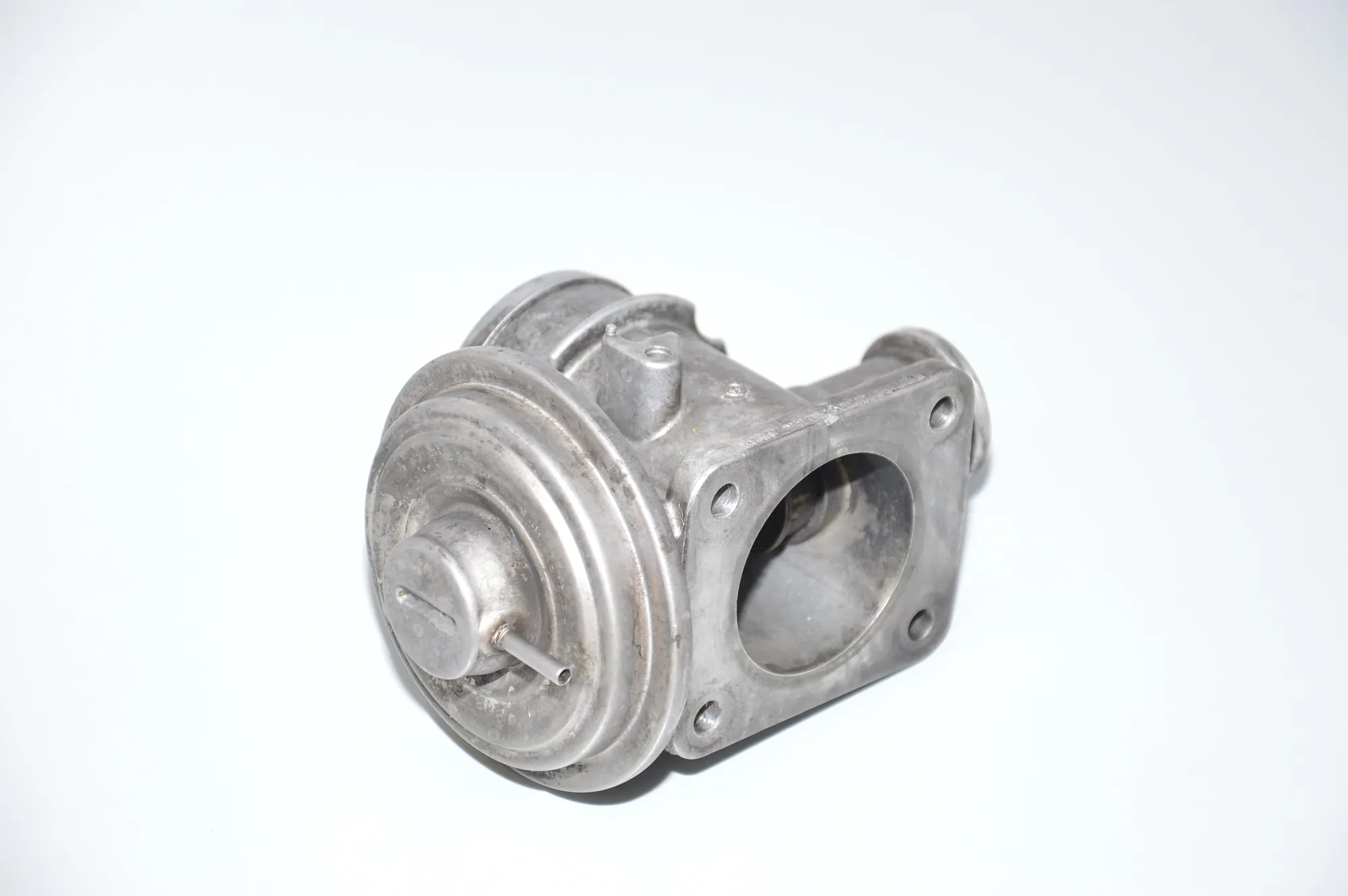 EGR Valve – OEM 2248717 · BMW 5 Touring (E39) 530 d 1999