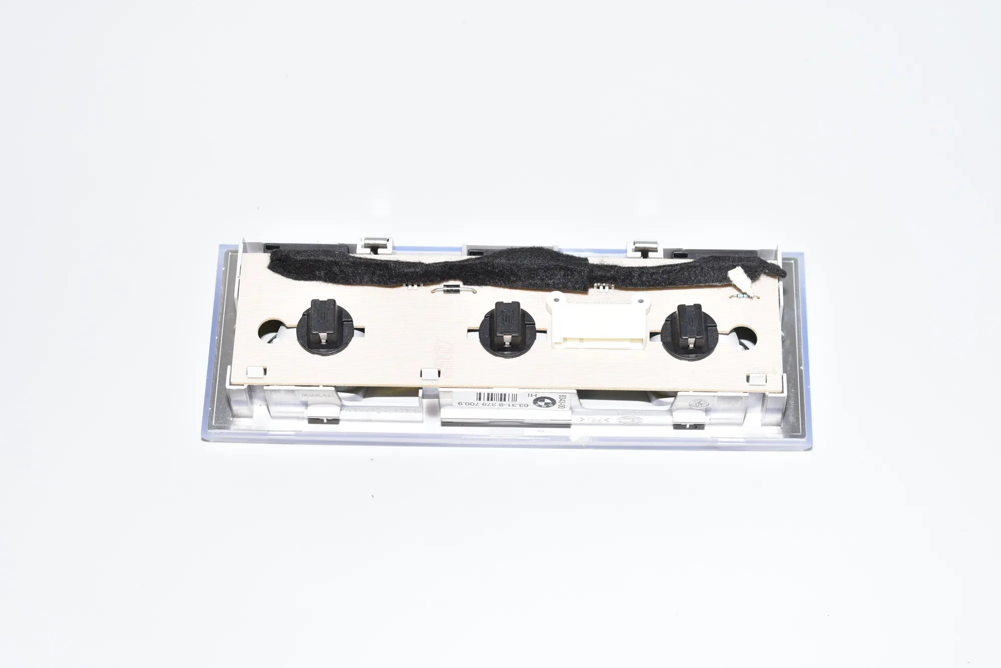 Interior Lighting – OEM 8379700 · BMW 7 (E65, E66, E67) BMW 7 (E65, E66, E67) 745 i, Li 2002 – 3