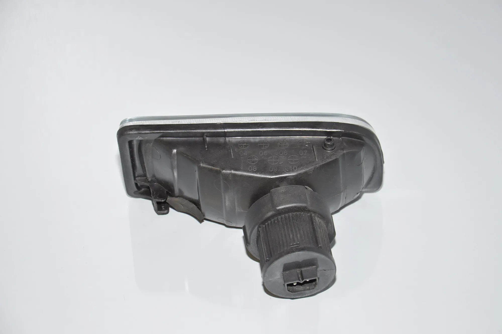 Front Left Fog Light – OEM 03-444-2001LX · BMW 3 (E36) BMW 3 (E36) 318 is 1995 – 3