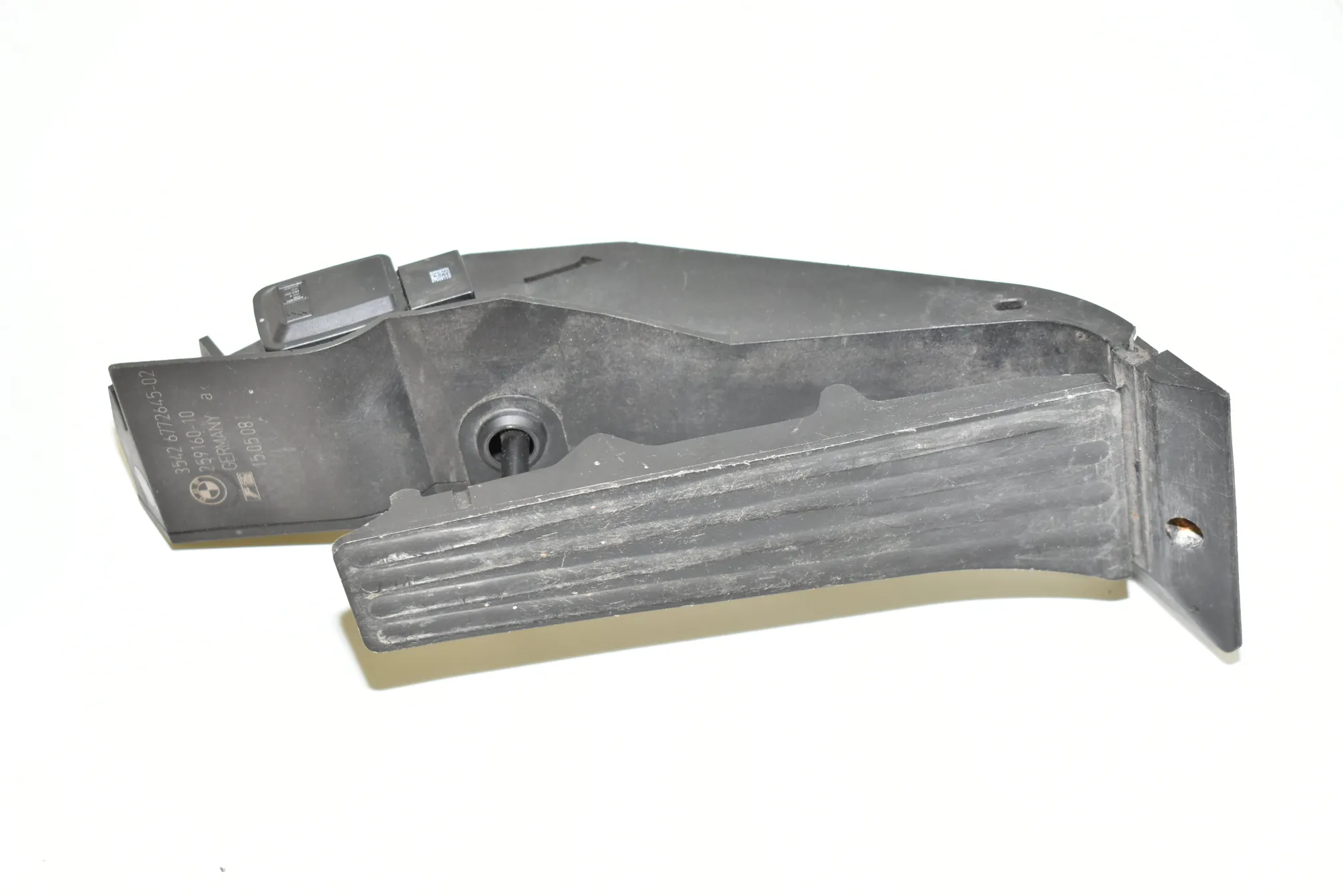 Throttle Pedal – OEM 6772645 · BMW 3 (E90) BMW 3 (E90) 320 d 2010 – 2