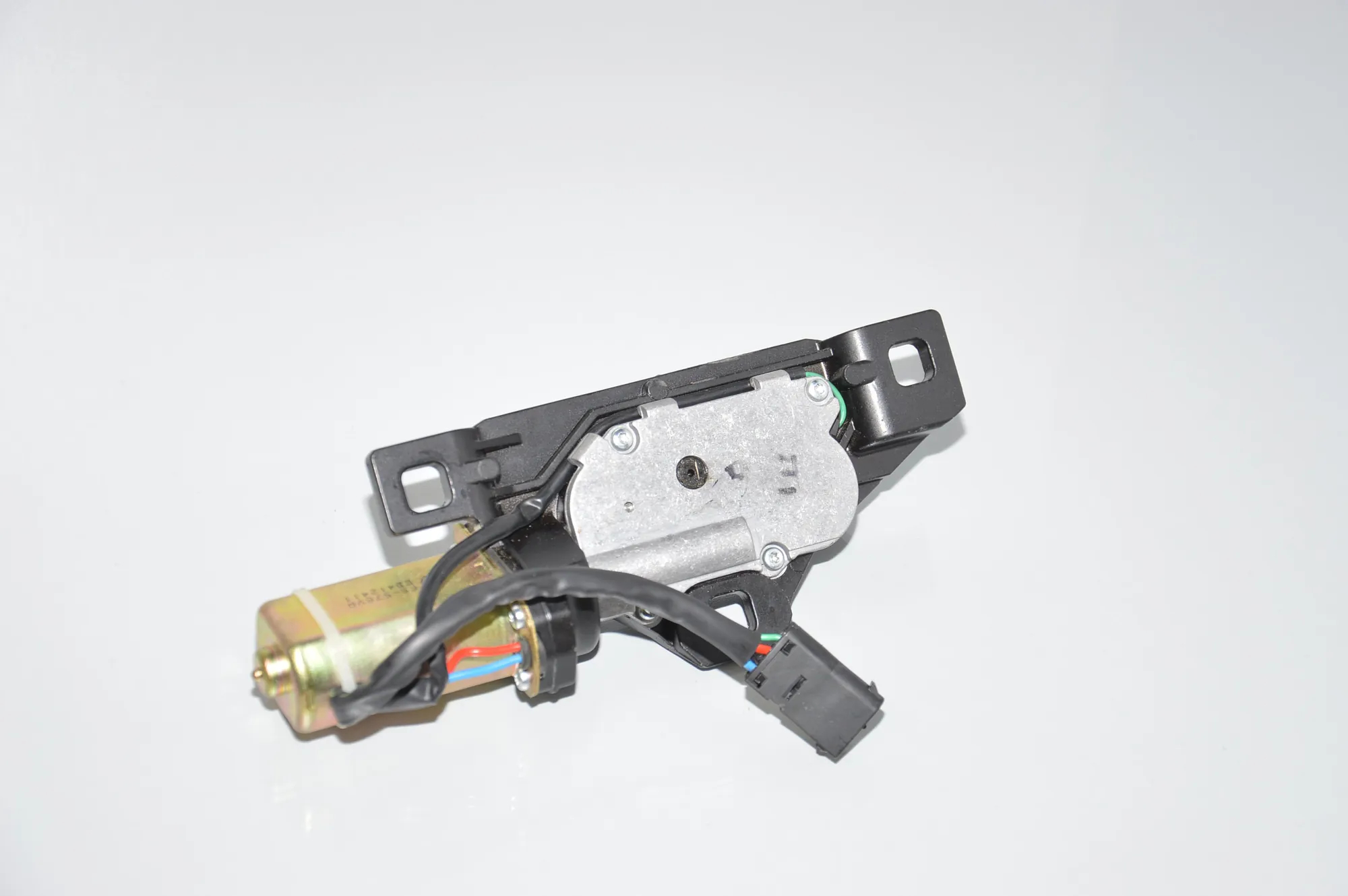 Tailgate Boot Lock – OEM 7014872 · BMW 7 (E65, E66, E67) BMW 7 (E65, E66, E67) 735 i, Li 2002