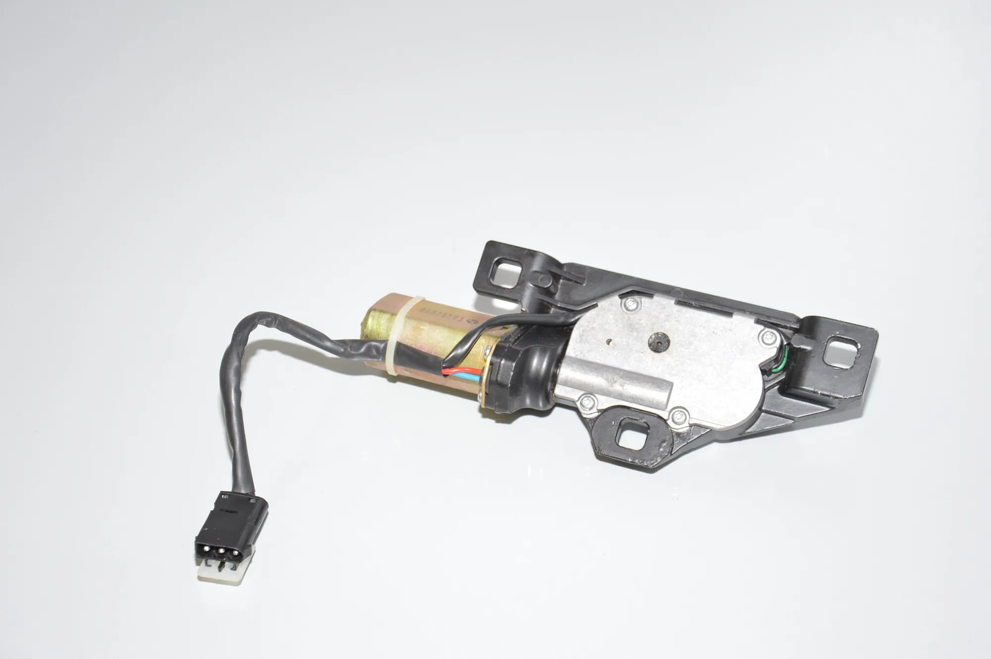 Tailgate Boot Lock – OEM 7014872 · BMW 7 (E65, E66, E67) BMW 7 (E65, E66, E67) 730 d 2002 – 3