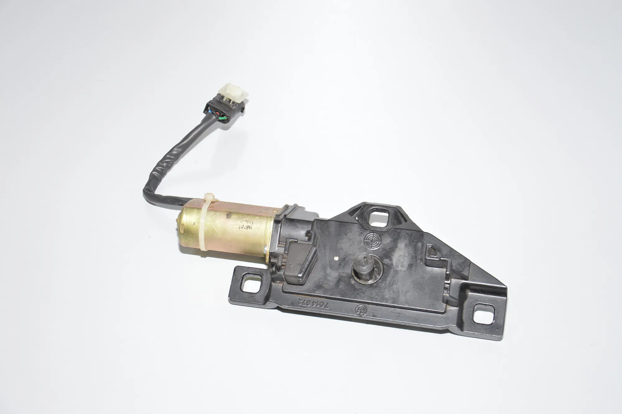 Tailgate Boot Lock – OEM 7014872 · BMW 7 (E65, E66, E67) BMW 7 (E65, E66, E67) 730 d 2002 – 2
