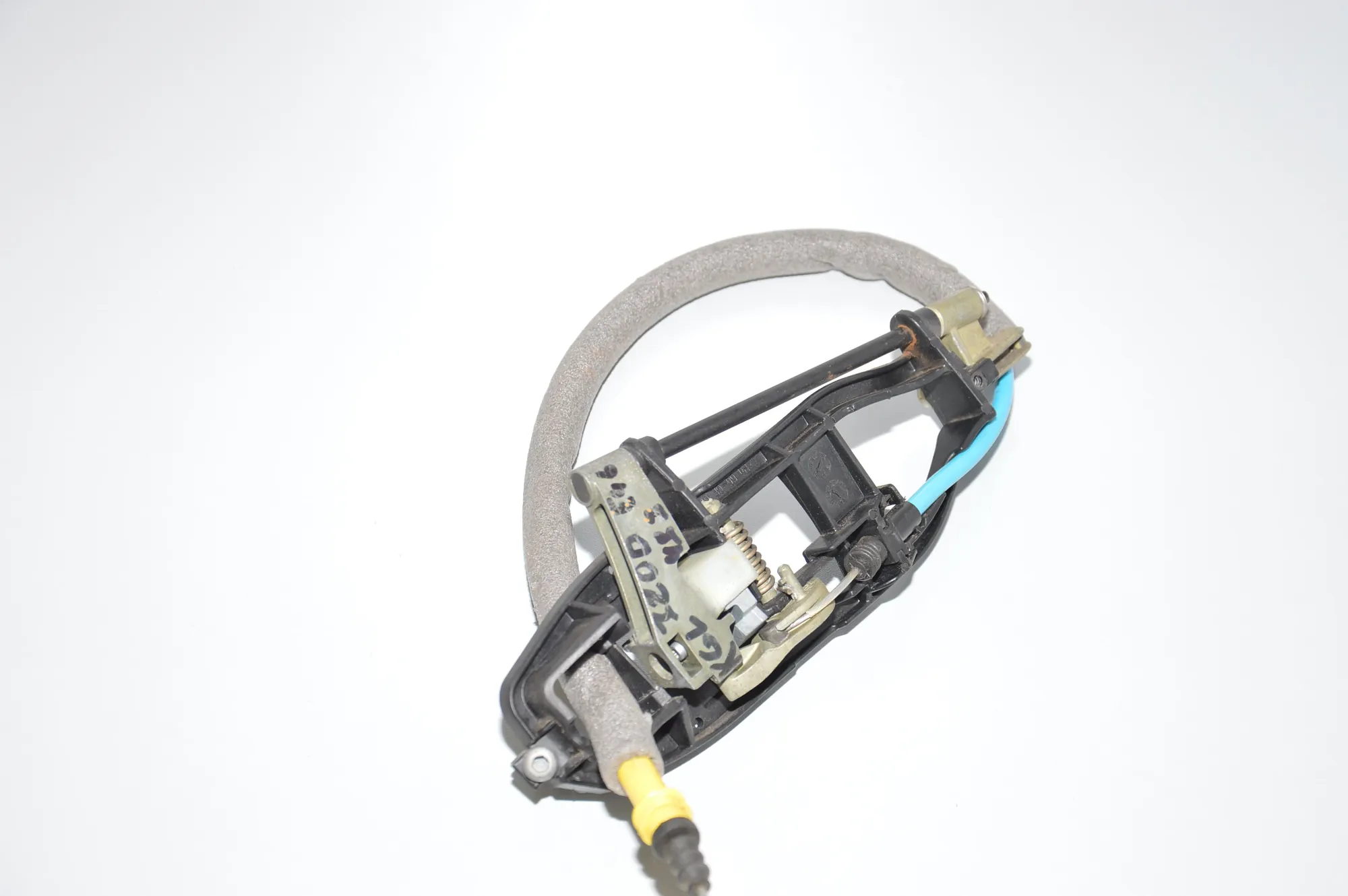 Rear Left Door Interior Handle Frame – OEM 8253453 · BMW 3 (E46) BMW 3 (E46) 316 i 2003 – 5